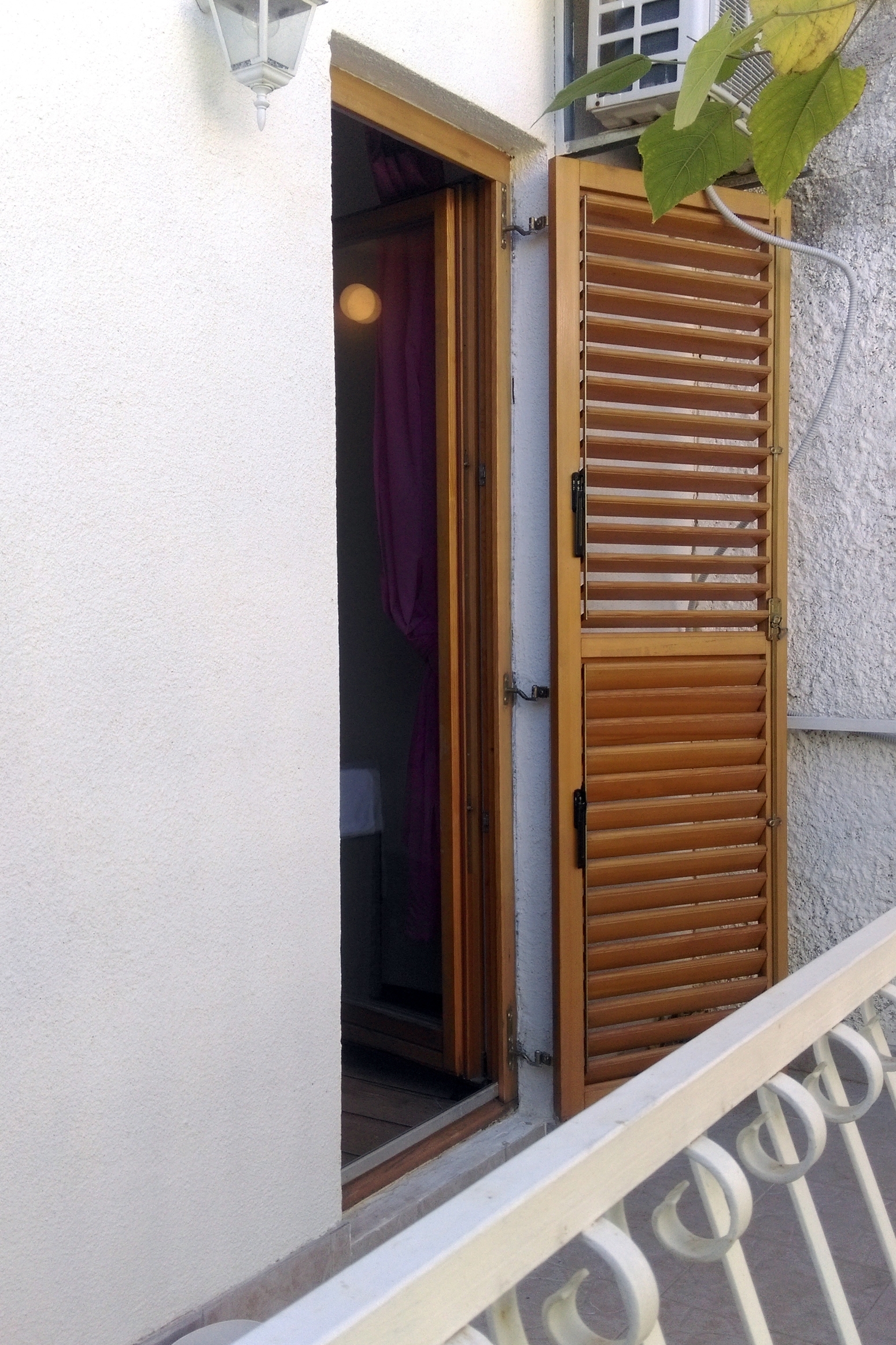 Two bedroom apartment with terrace Bol, Brač  A-a