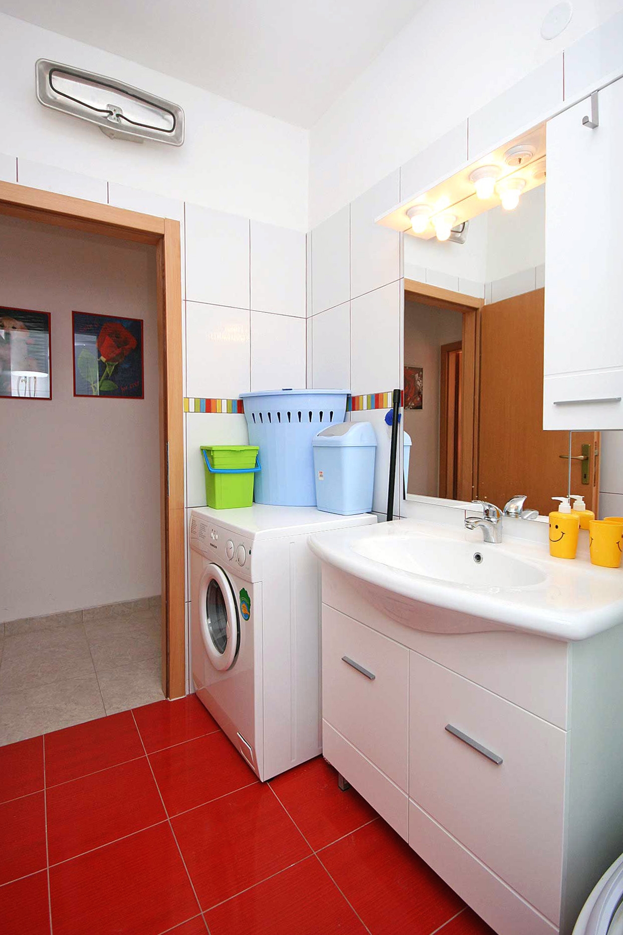 Two bedroom apartment with terrace Bol, Brač  A-a