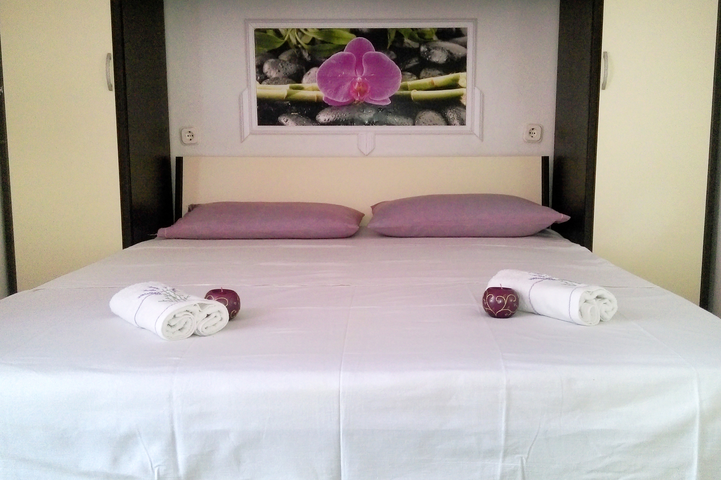 Two bedroom apartment with terrace Bol, Brač (A-4658-a)