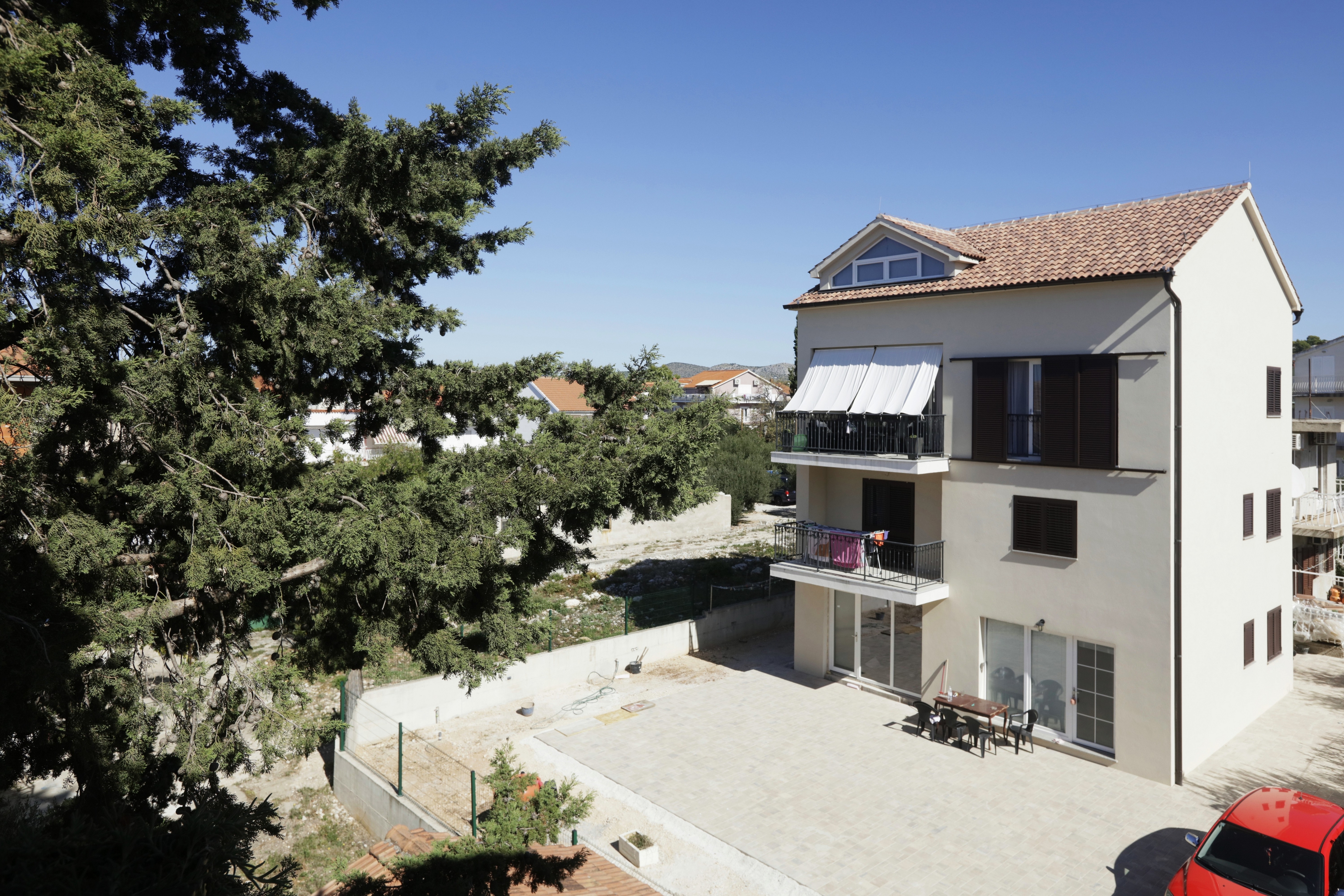 Three bedroom apartment near beach Brodarica, Šibenik  A-a