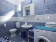 Ванная комната 1 Brodarica, Ванная комната 1 в размещении типа apartment, WiFi.