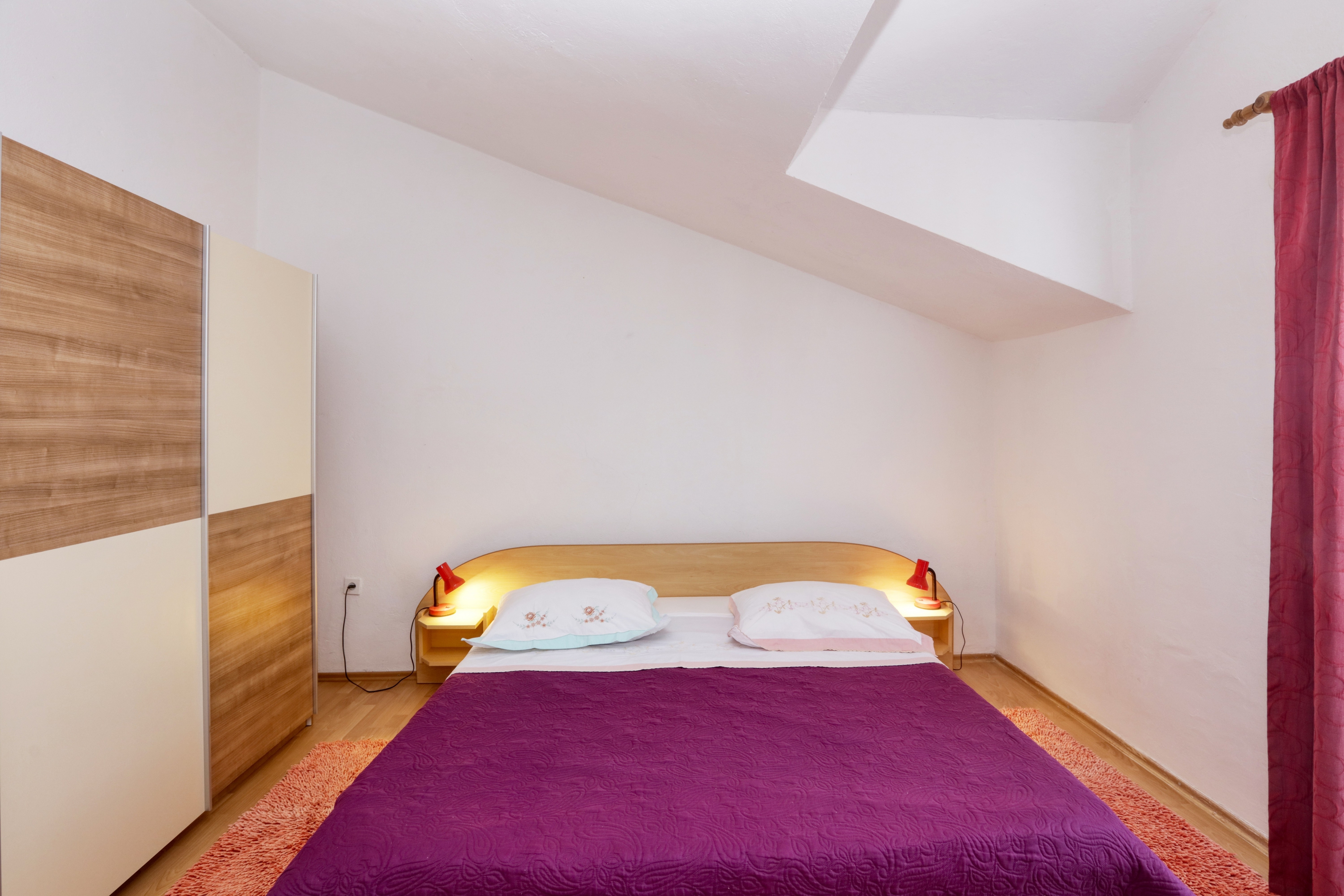 Three bedroom apartment near beach Brodarica, Šibenik  A-a