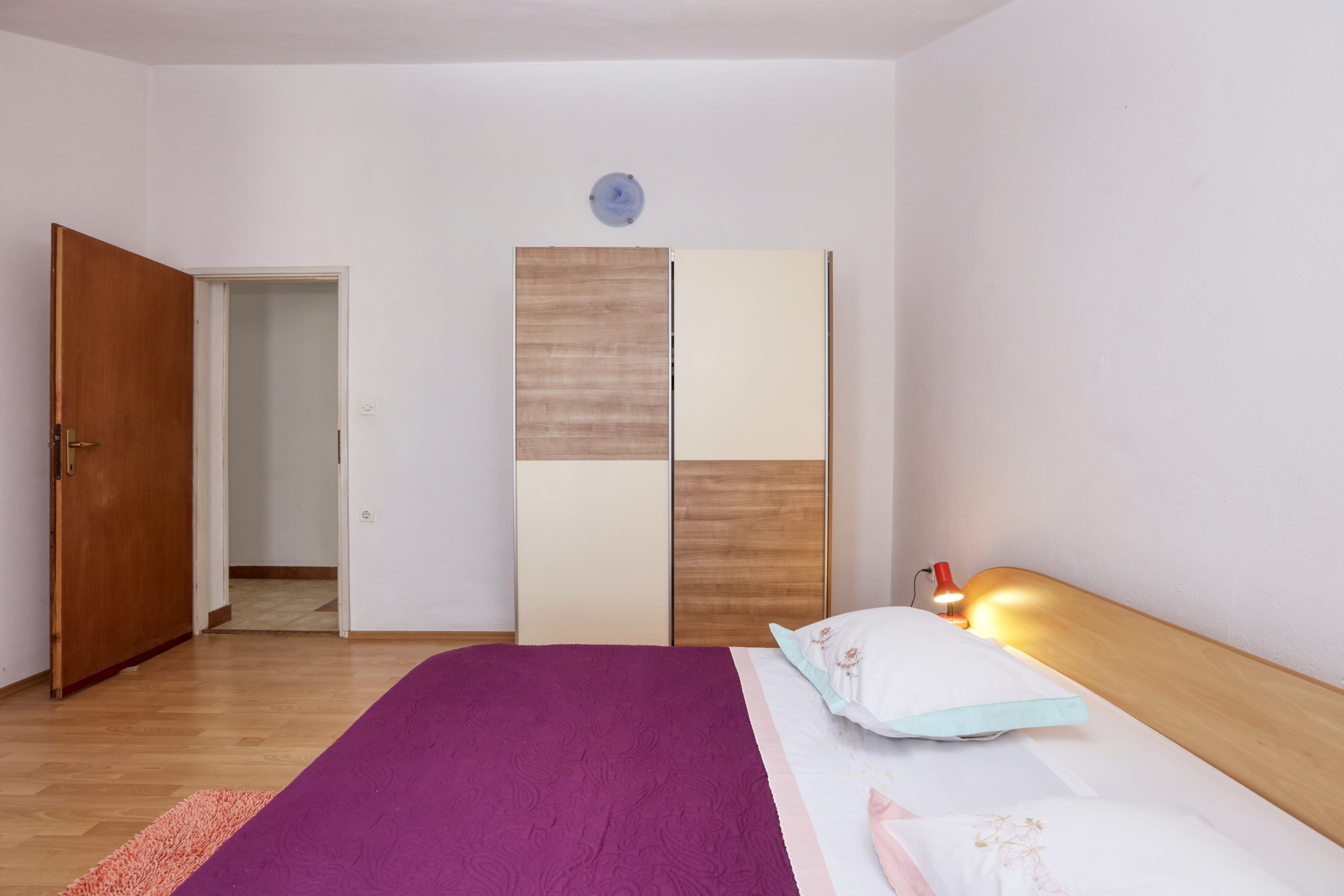 Three bedroom apartment near beach Brodarica, Šibenik  A-a