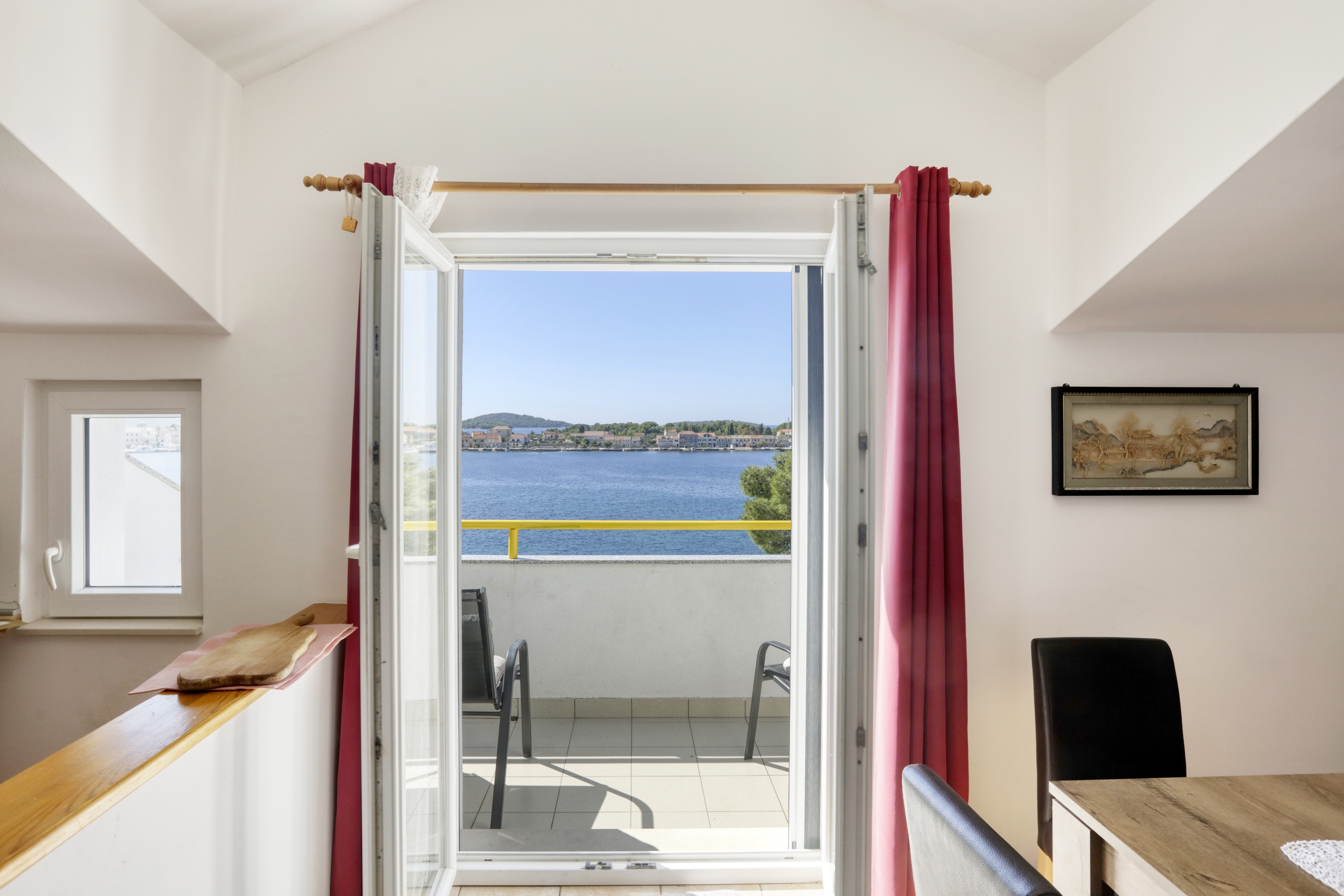 Three bedroom apartment near beach Brodarica, Šibenik  A-a