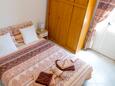 Ložnice 2 Duće, Ložnice 2 v ubytování typu apartment, domácí mazlíčci povoleni a WiFi.