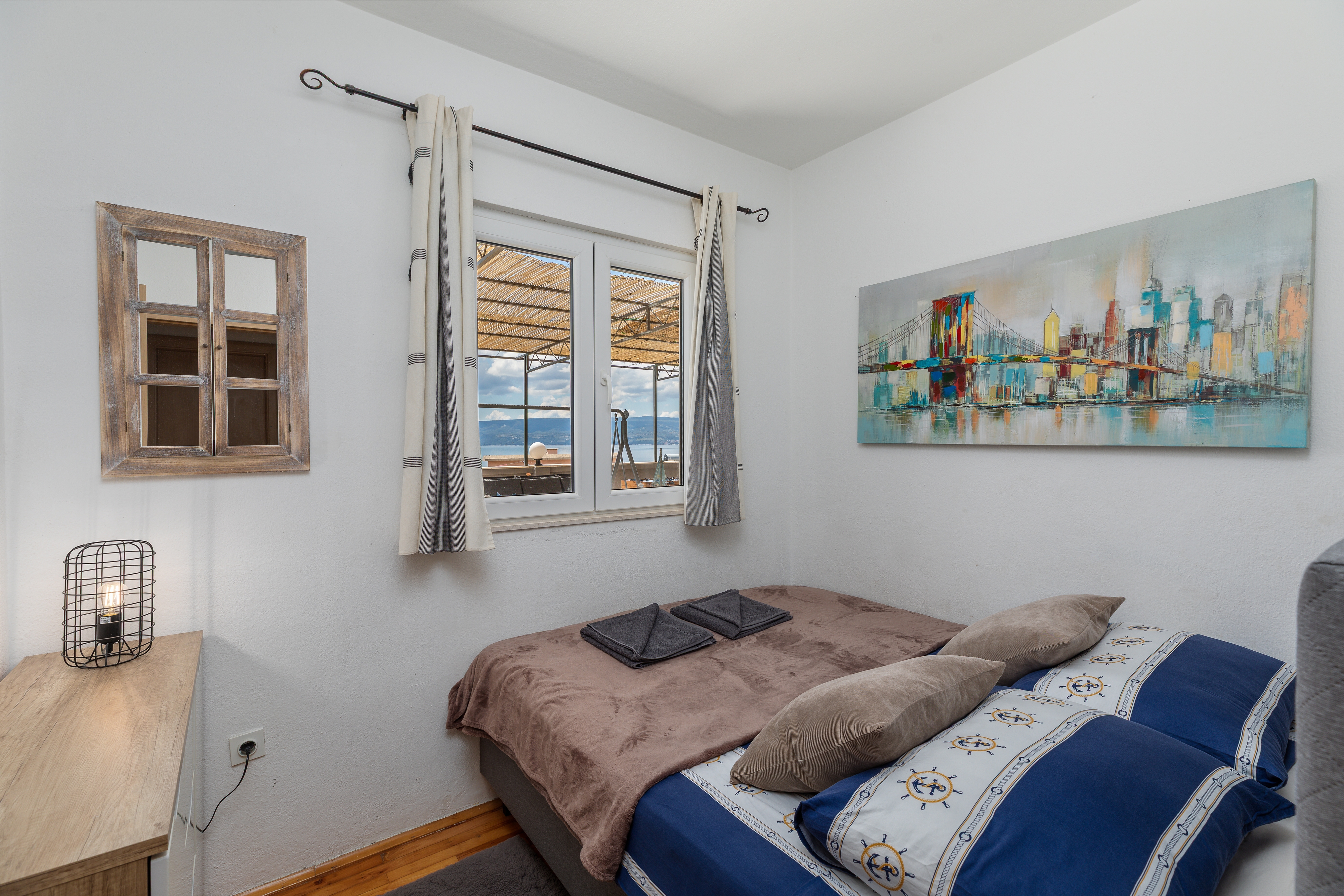 Three bedroom apartment with terrace and sea view Duće, Omiš  A-b