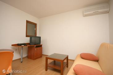 Living room Podgora, Living room in the apartment, dostupna klima i WIFI.