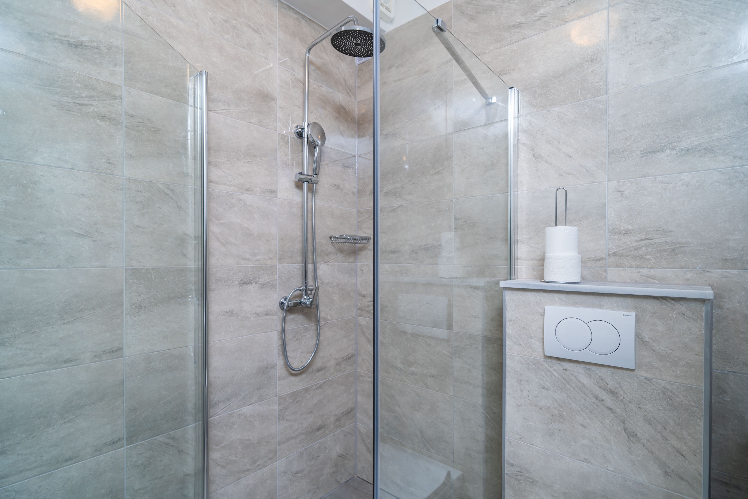 Two bedroom apartment with terrace Dubrovnik  A-b