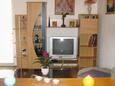 Гостиная Pirovac, Гостиная в размещении типа apartment, доступный кондиционер и WiFi.