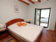 Slaapkamer 1 Mlini, Slaapkamer 1 in the house, (pet friendly) en WiFi.