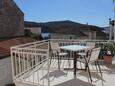 Slano, Terrasse dans l’hébergement en type apartment, avec la vue sur la mer et WiFi.