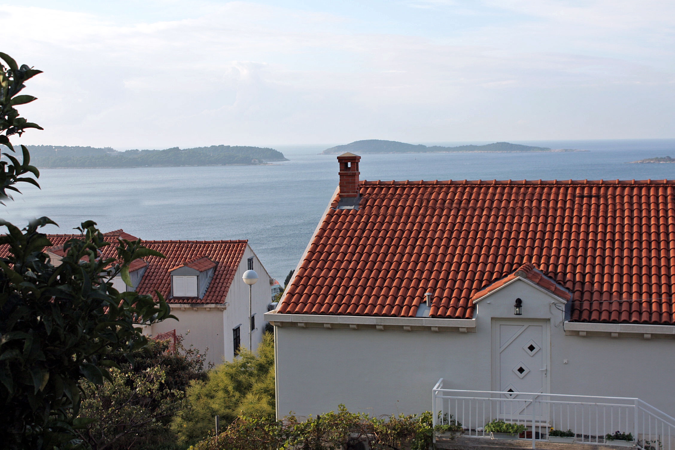 Two bedroom apartment with terrace and sea view Plat, Dubrovnik (A-4776-a) Two bedroom apartment with terrace and sea view Plat, Dubrovnik (A-4776-a)