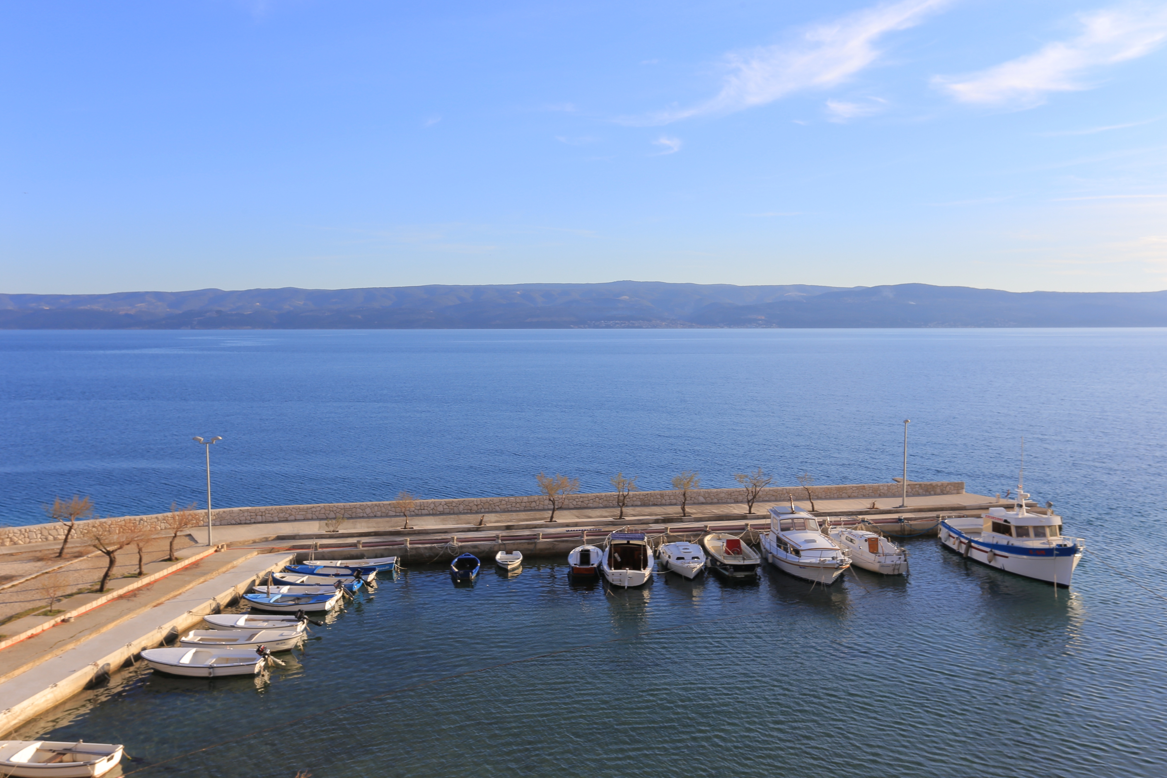 One bedroom apartment near beach Duće, Omiš  A-a