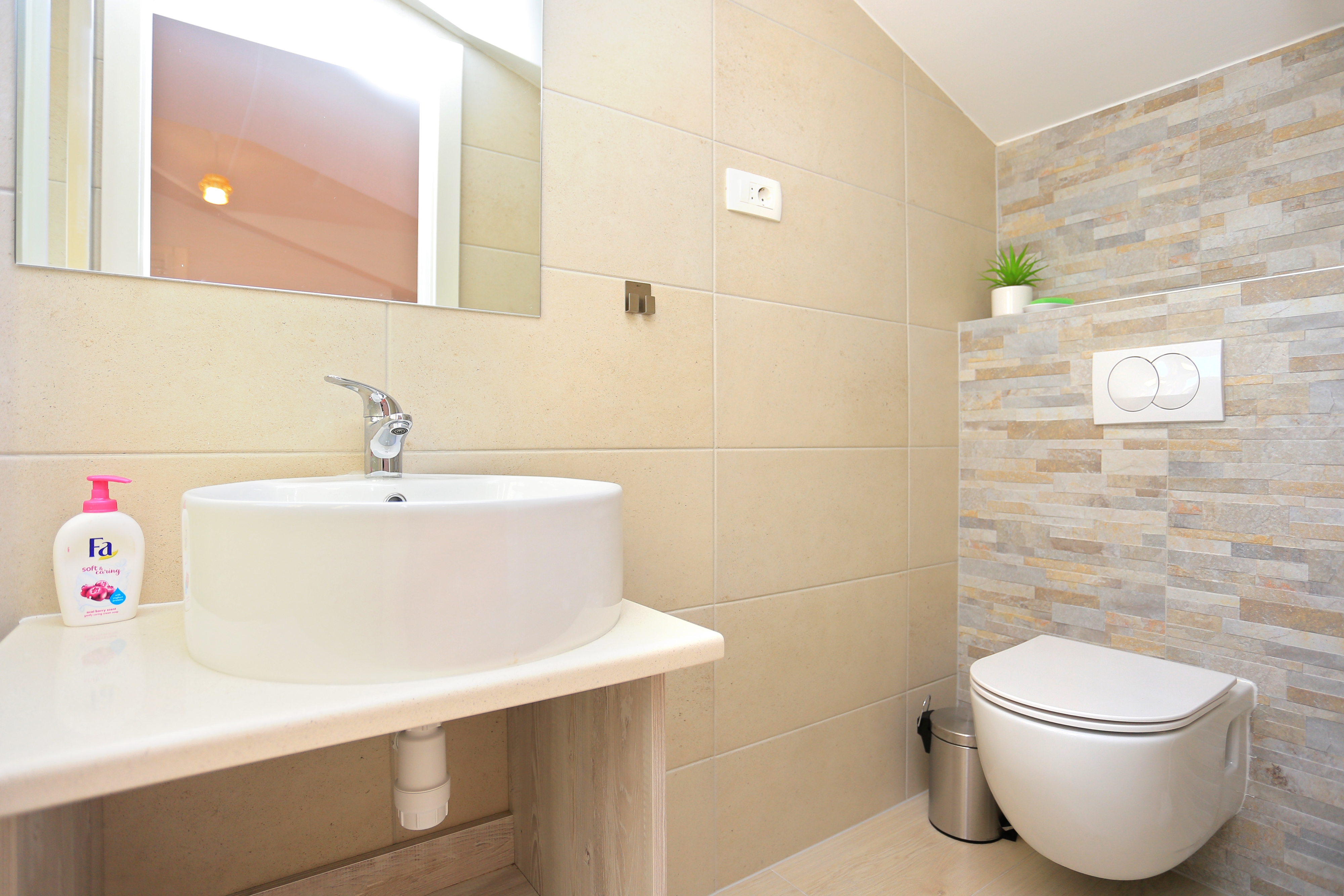 Two bedroom apartment near beach Duće, Omiš  A-b