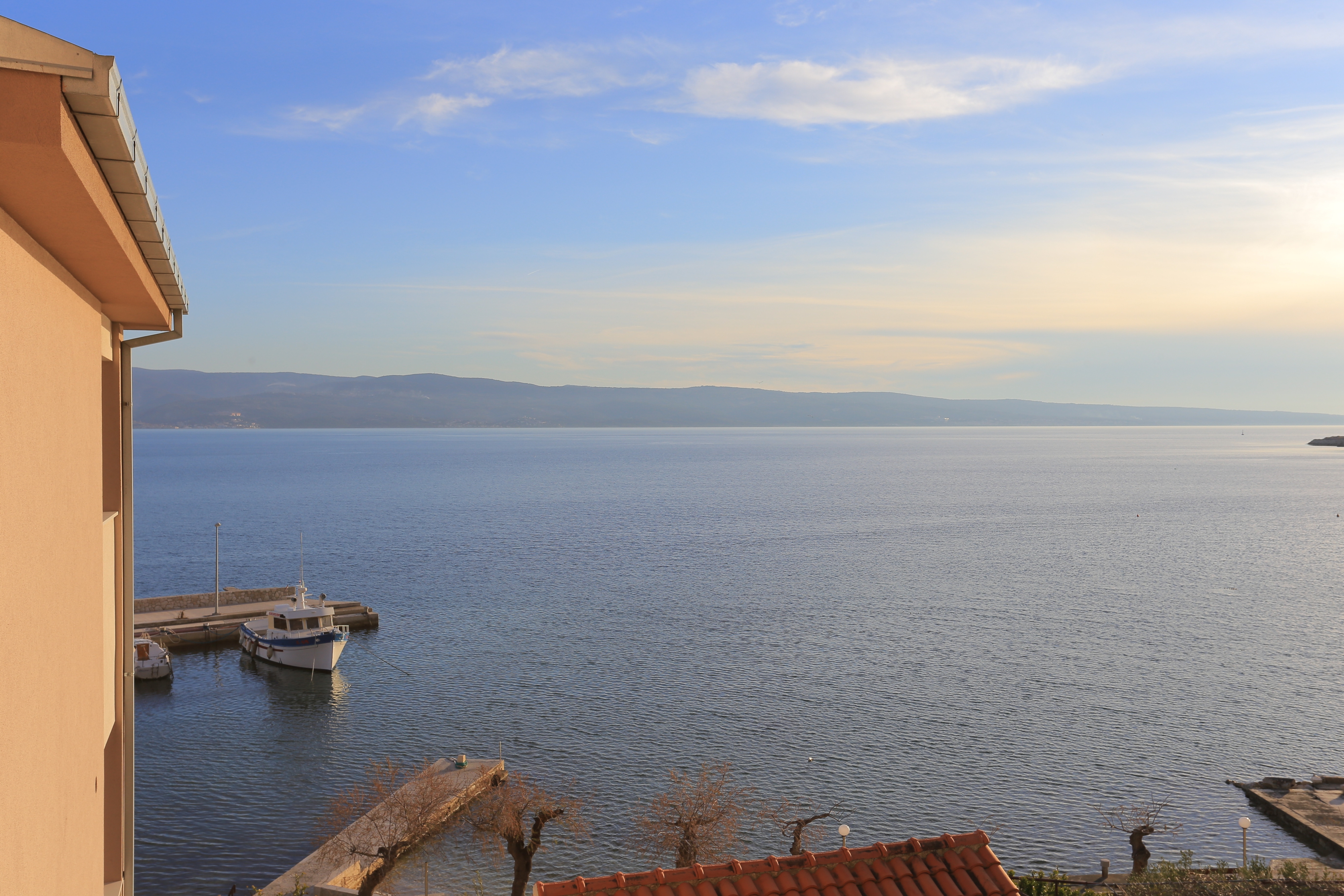 Two bedroom apartment near beach Duće, Omiš  A-b