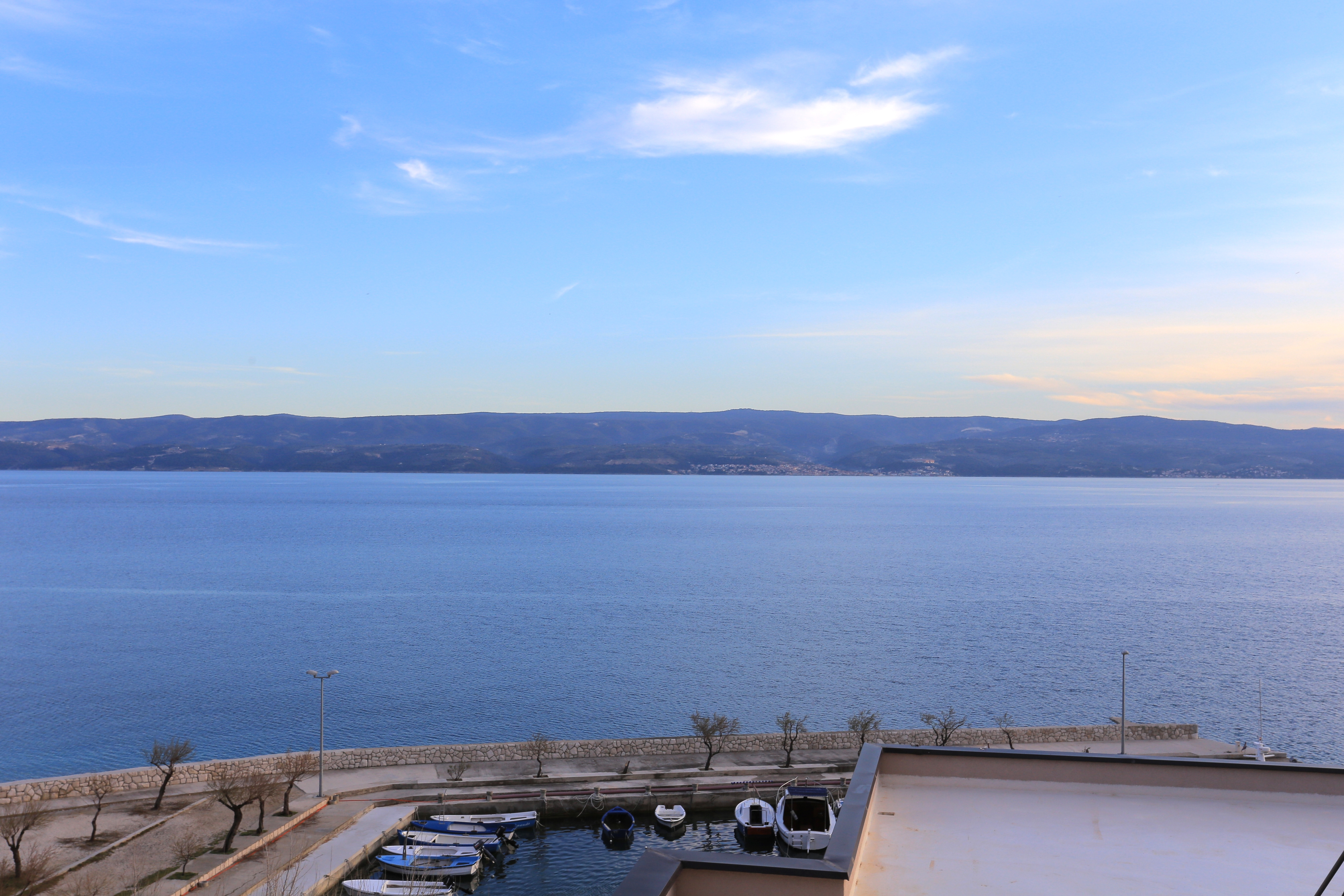 Two bedroom apartment near beach Duće, Omiš  A-d