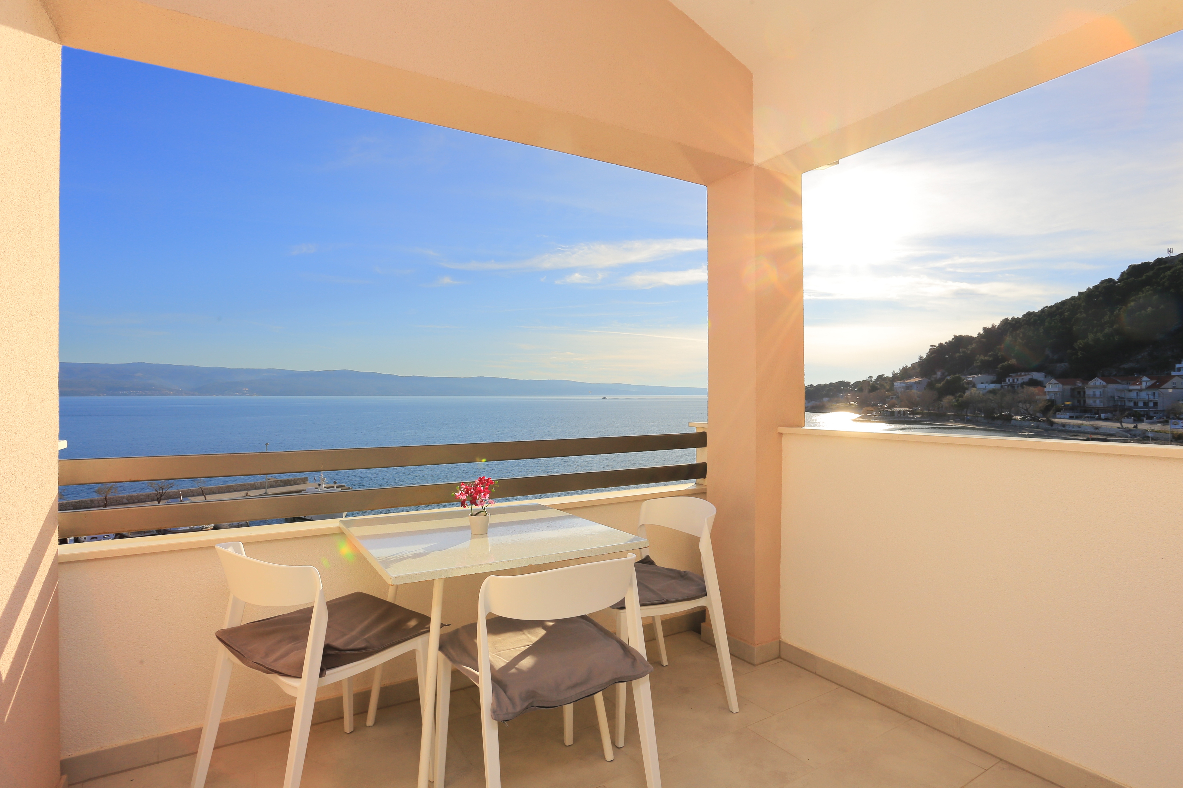 Studio flat near beach Duće, Omiš (AS-4795-f) Studio flat near beach Duće, Omiš (AS-4795-f)