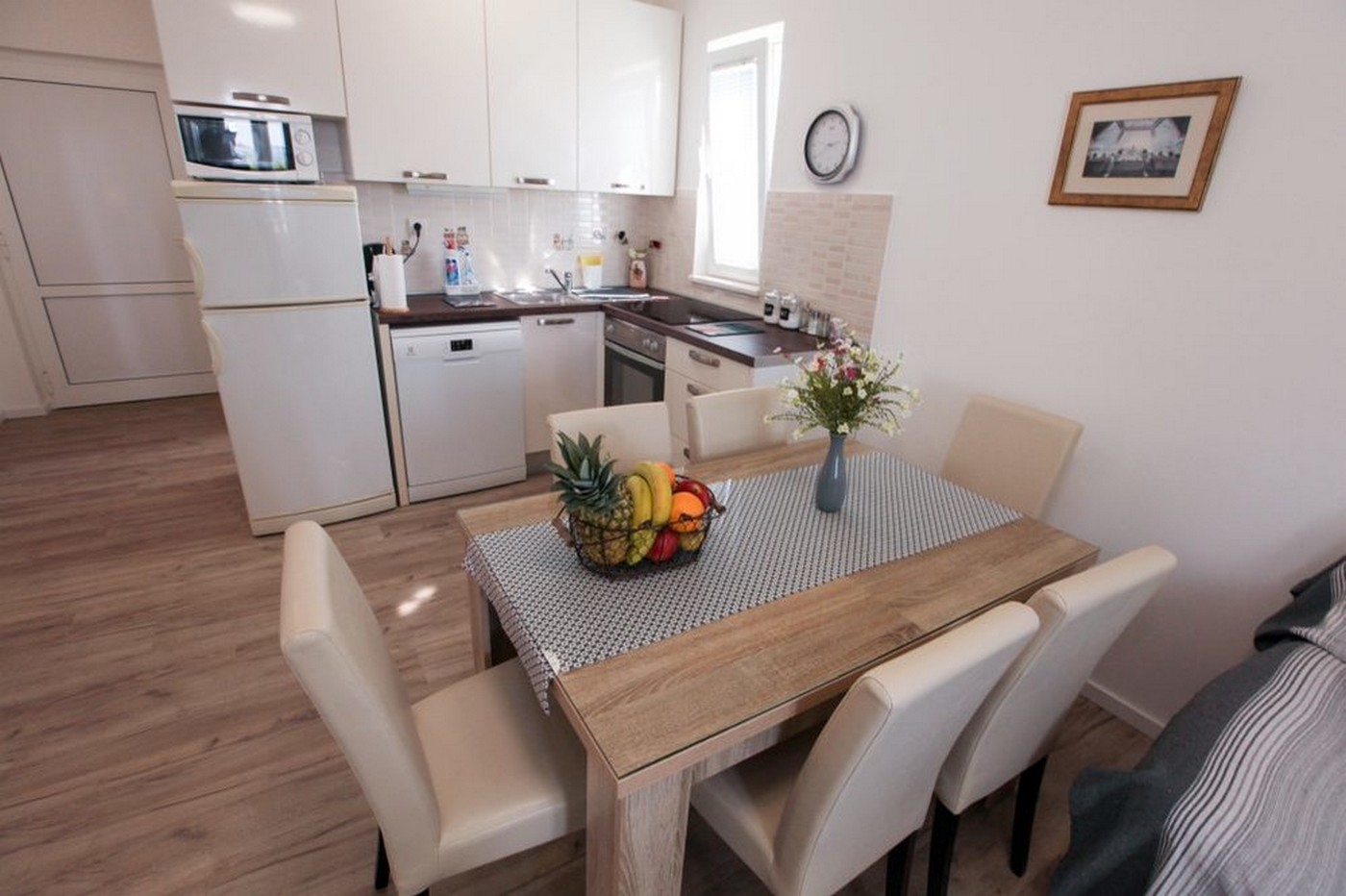 Two bedroom apartment near beach Rogoznica (A-4805-a) Two bedroom apartment near beach Rogoznica (A-4805-a)