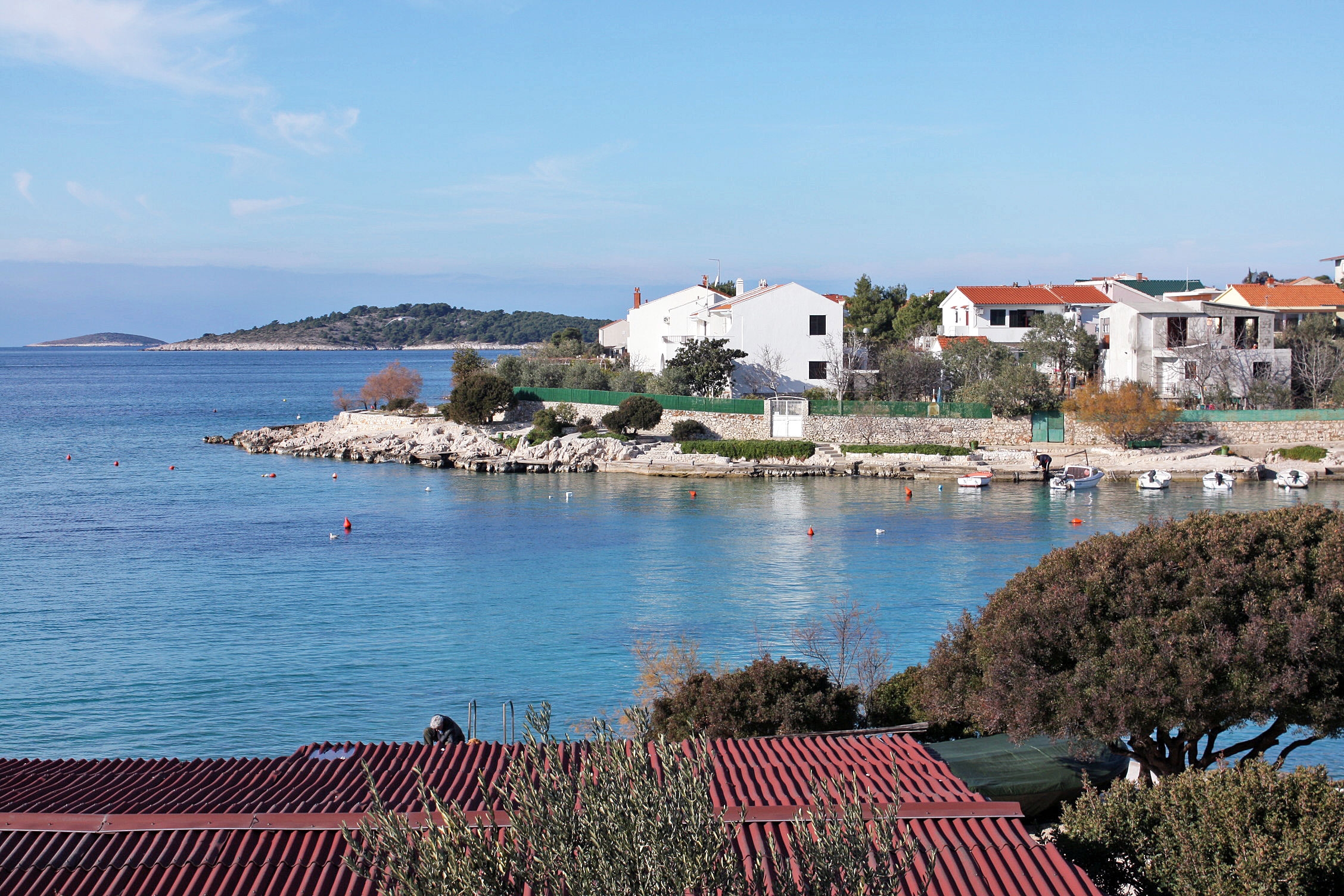 Two bedroom apartment near beach Rogoznica  A-a