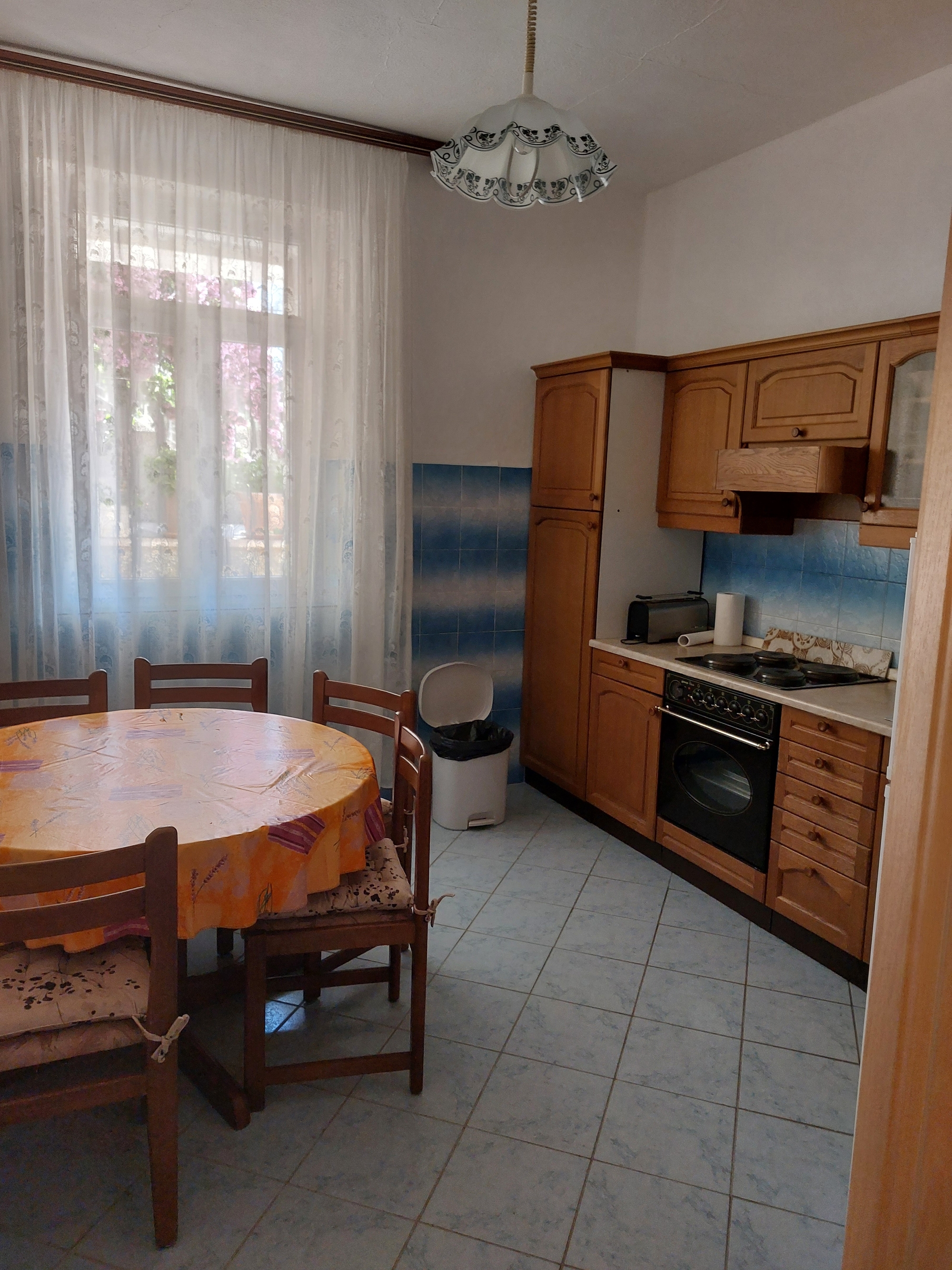 Three bedroom apartment with terrace Trogir (A-4814-e) Three bedroom apartment with terrace Trogir (A-4814-e)