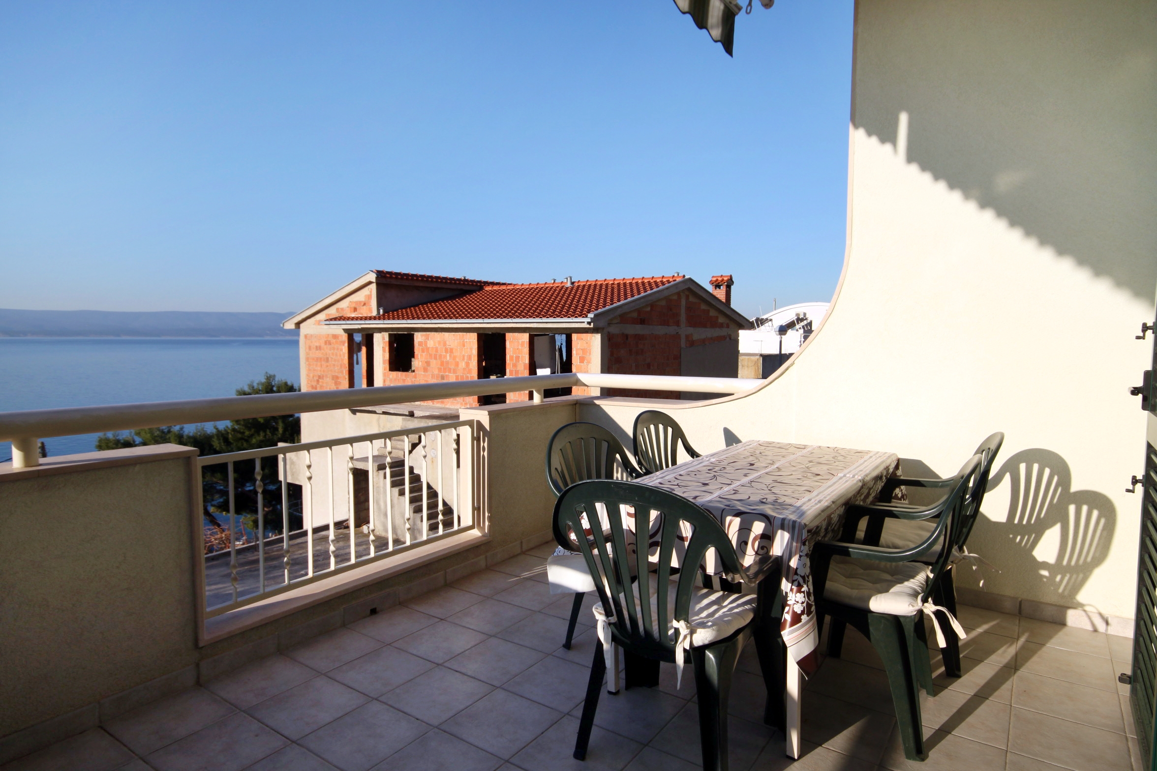 Two bedroom apartment with terrace and sea view Pisak, Omiš (A-4815-e) Two bedroom apartment with terrace and sea view Pisak, Omiš (A-4815-e)