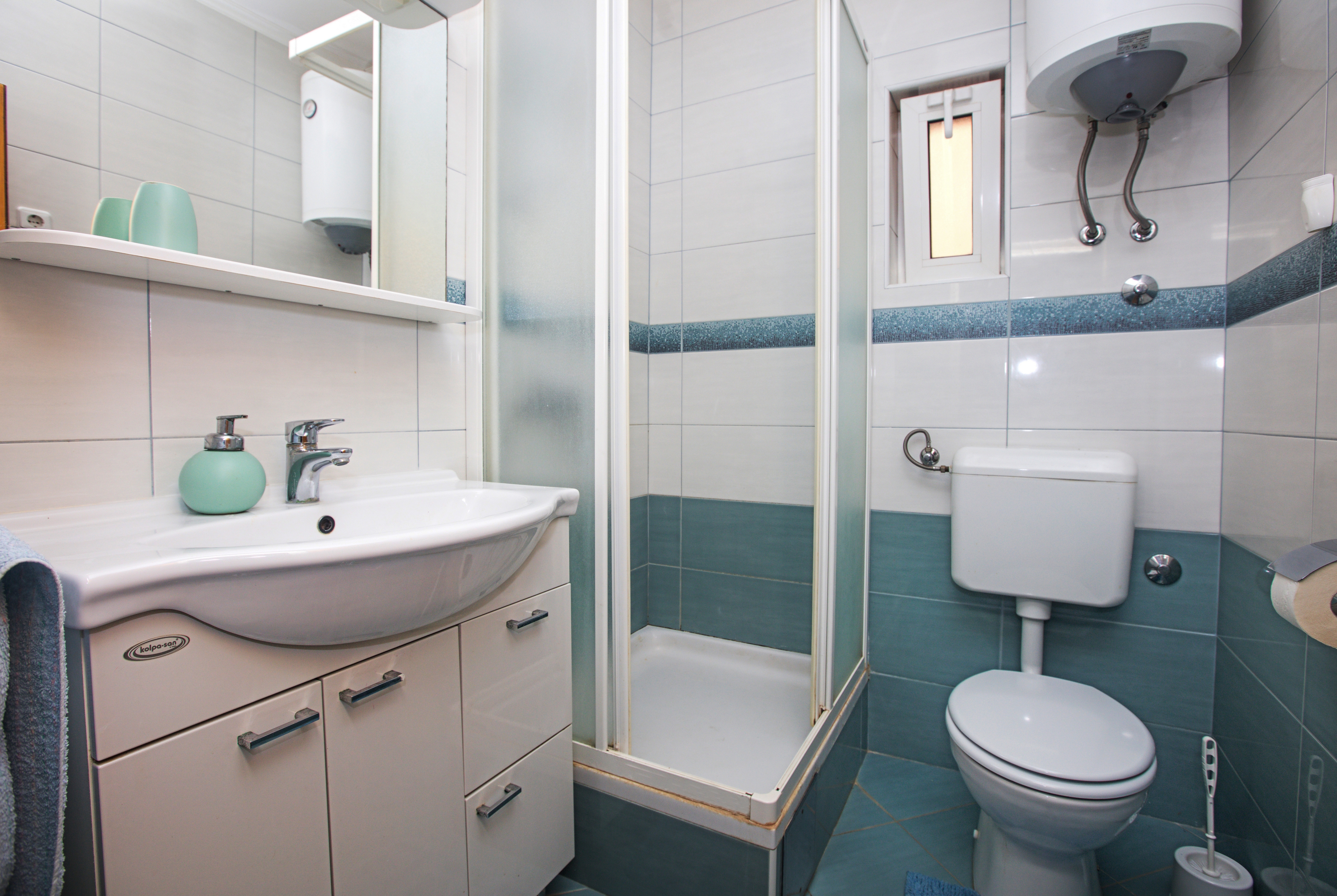 Four bedroom apartment with terrace and sea view Grebaštica, Šibenik  A-a
