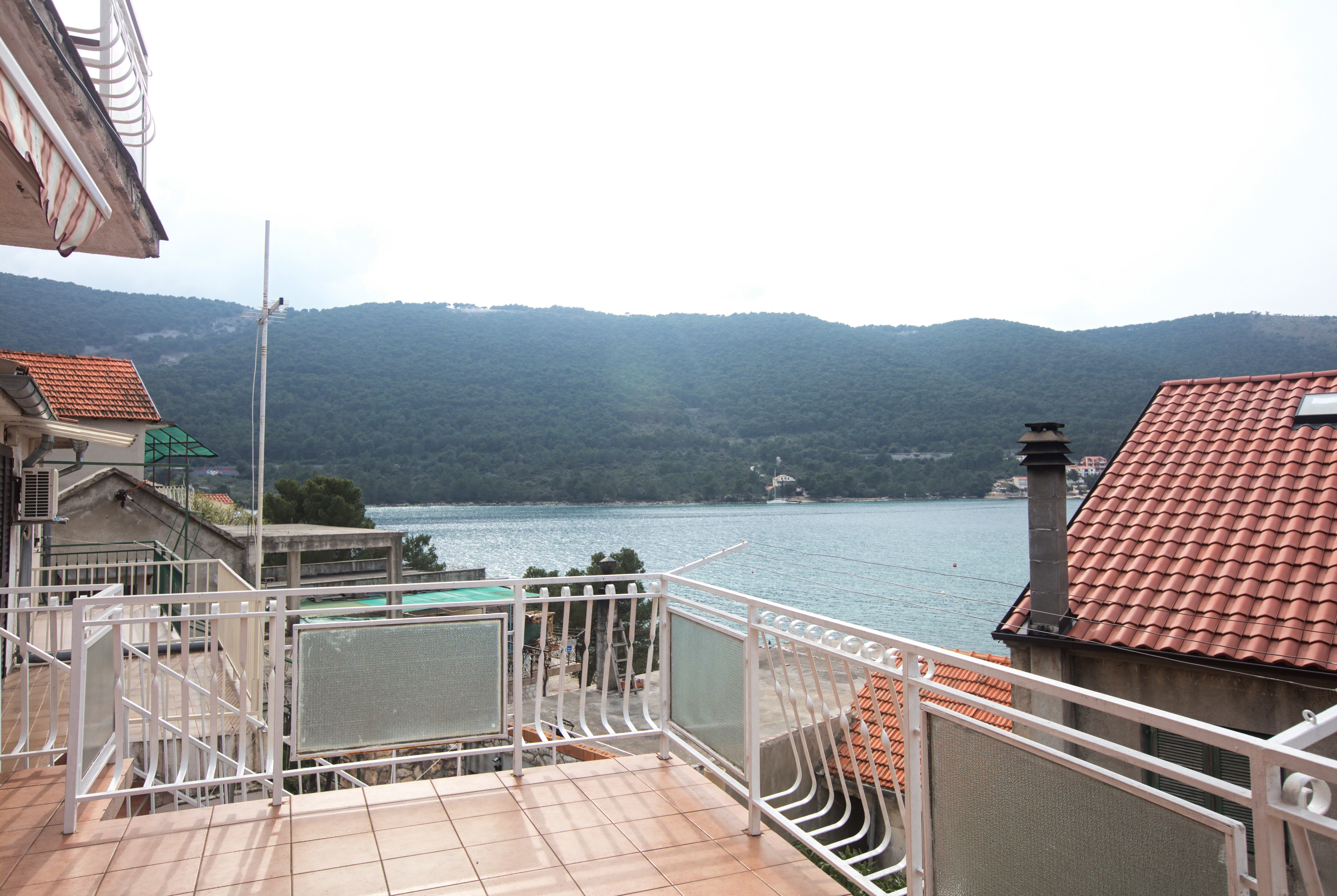 Four bedroom apartment with terrace and sea view Grebaštica, Šibenik  A-a