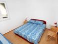Schlafzimmer 1 Lokva Rogoznica, Schlafzimmer 1 in folgender Unterkunftsart apartment, Haustiere erlaubt und WiFi.