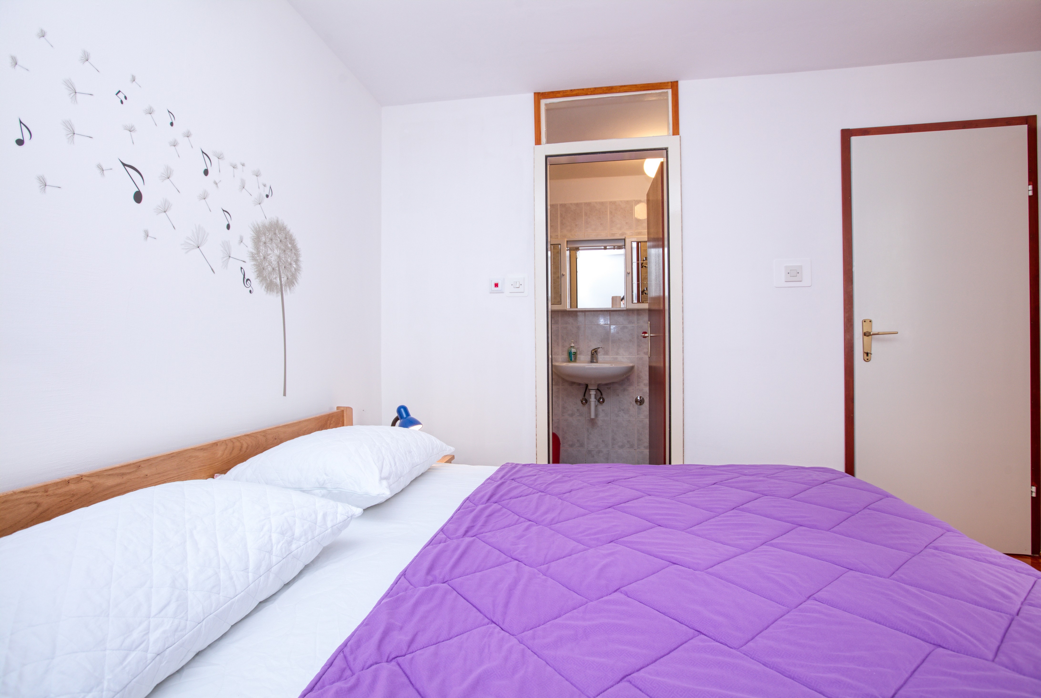 Two bedroom apartment near beach Brodarica, Šibenik  A-b