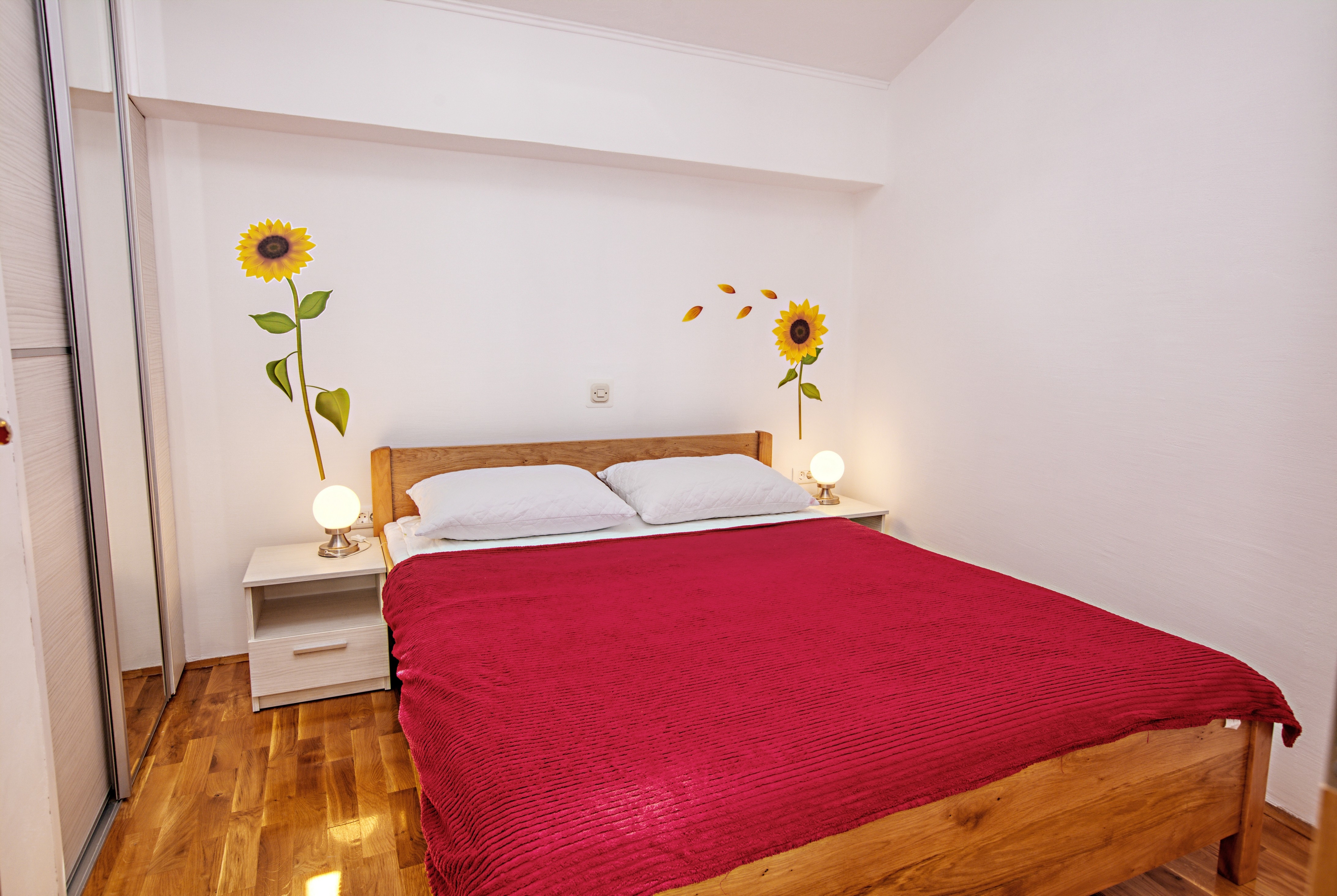 Two bedroom apartment near beach Brodarica, Šibenik  A-c