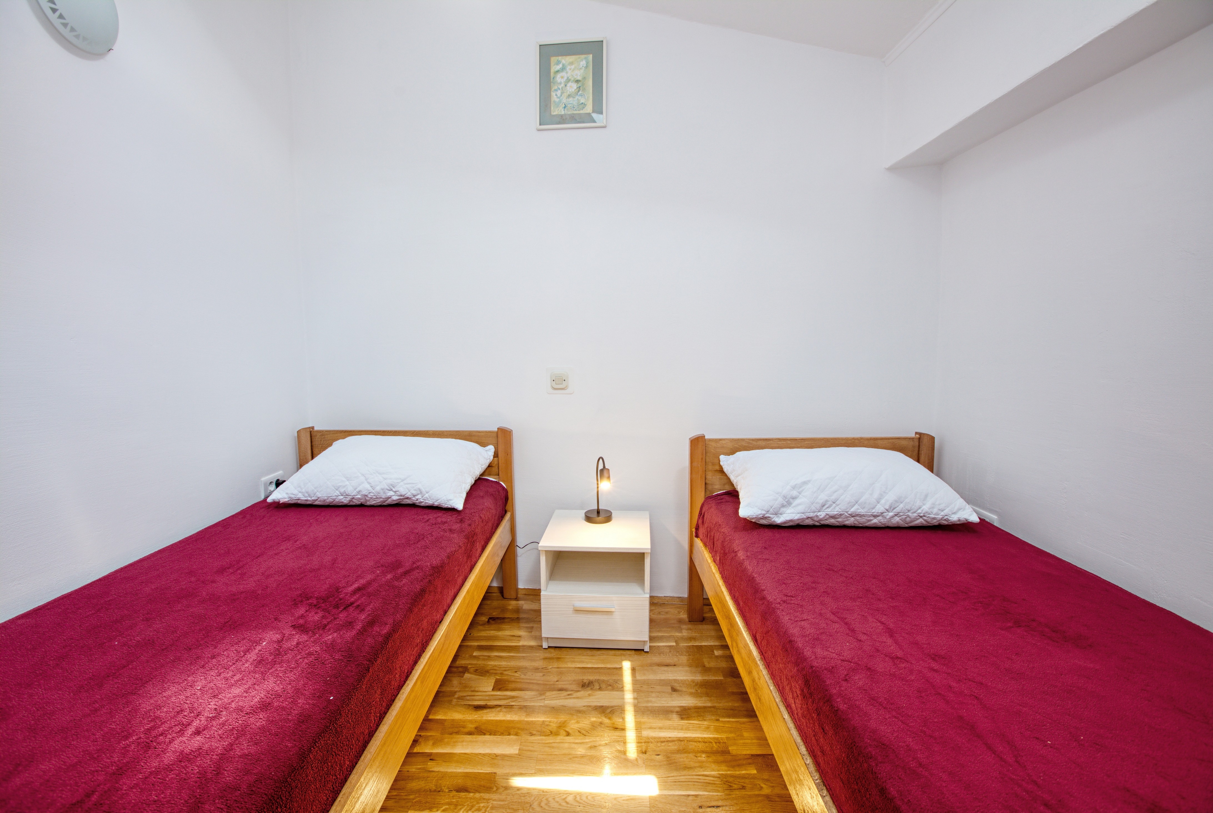 Two bedroom apartment near beach Brodarica, Šibenik  A-c