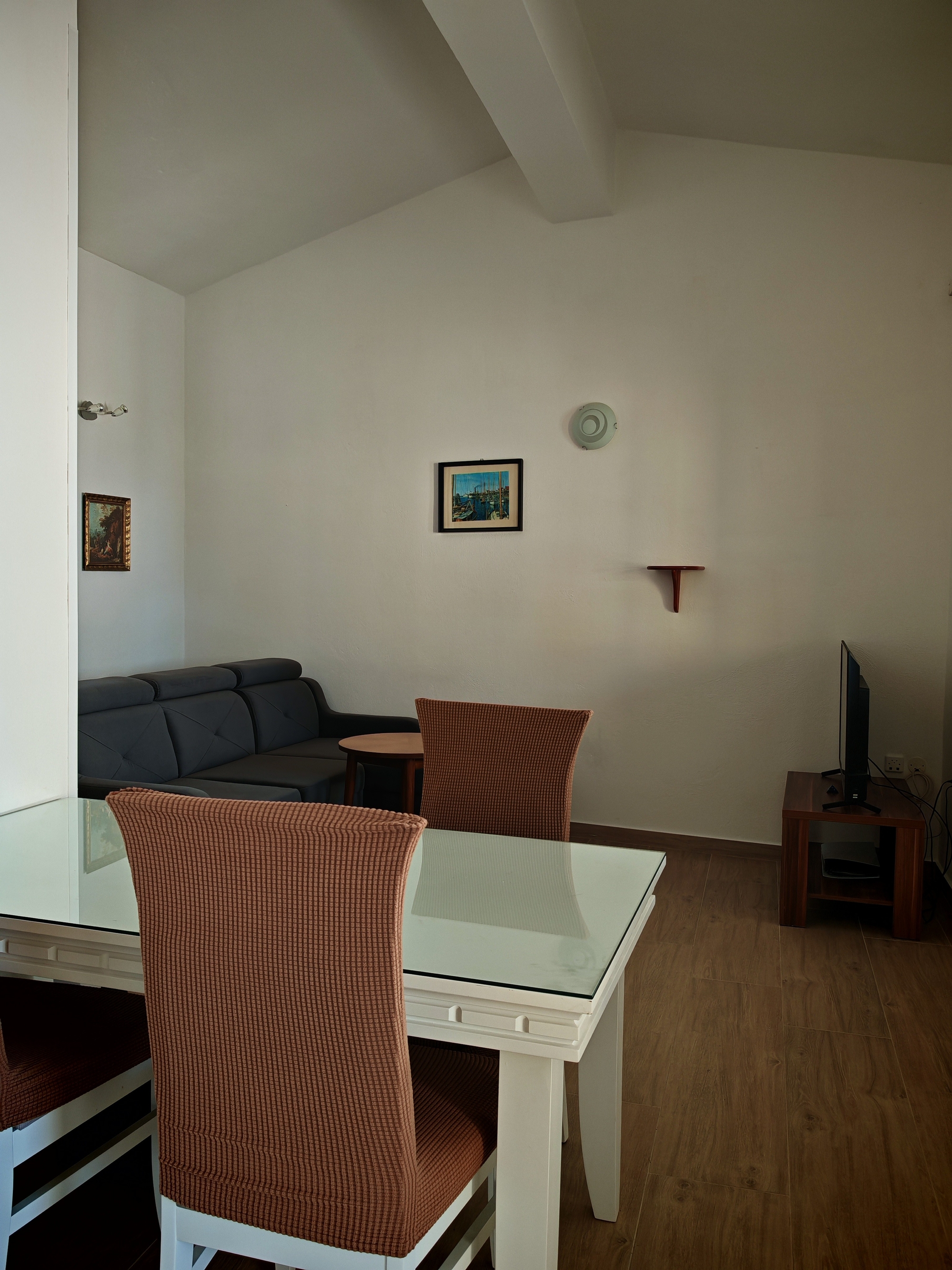 Two bedroom apartment near beach Brodarica, Šibenik  A-c