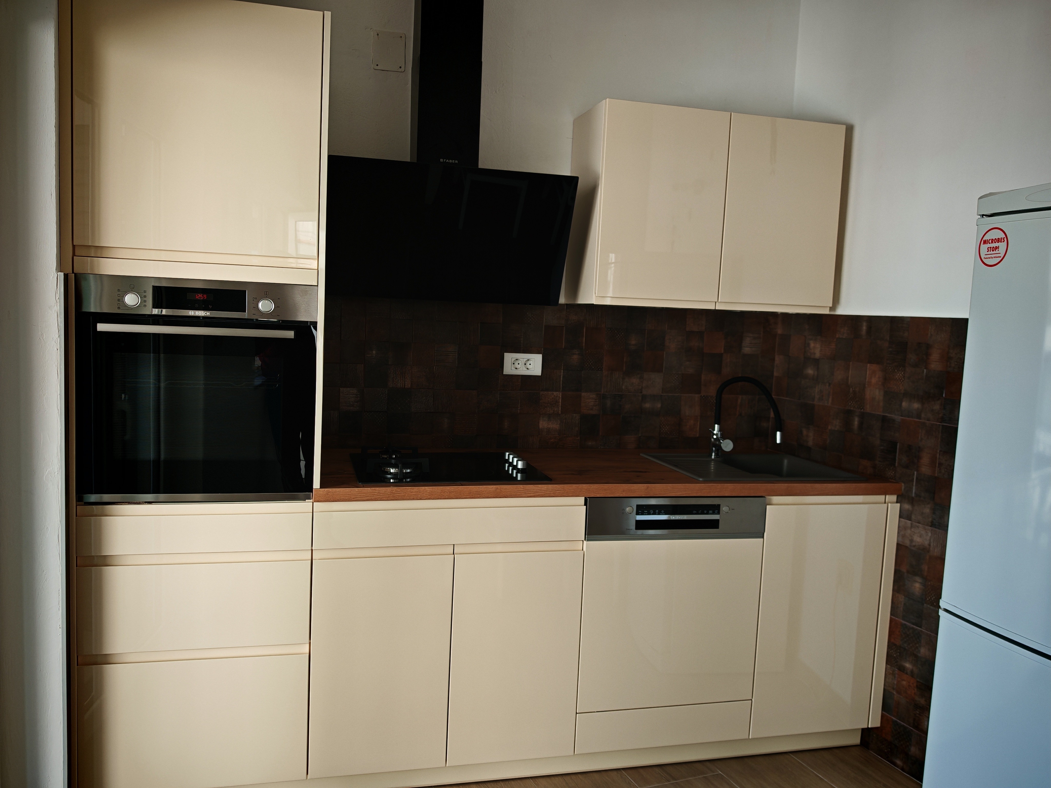 Two bedroom apartment near beach Brodarica, Šibenik  A-c