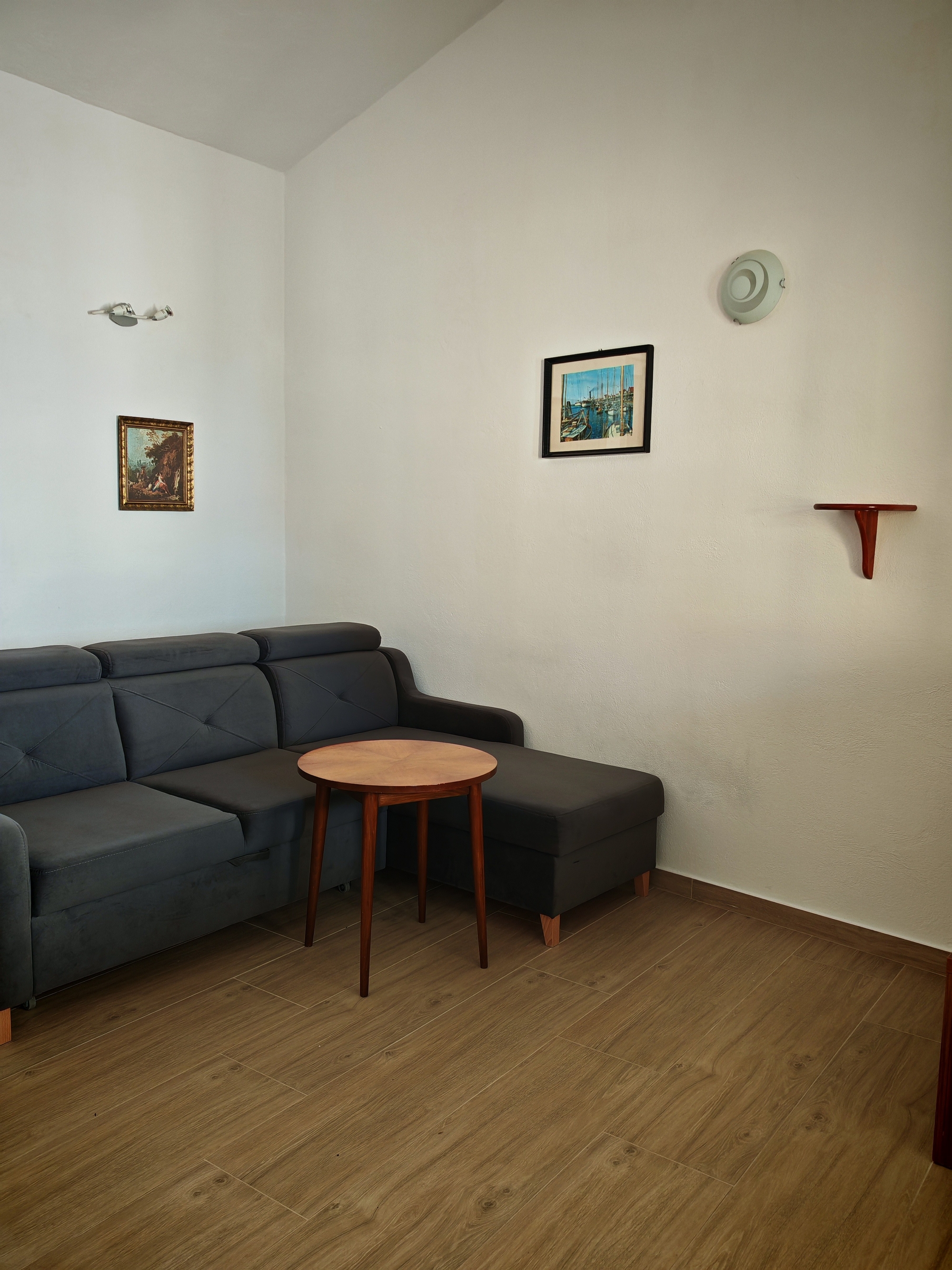 Two bedroom apartment near beach Brodarica, Šibenik  A-c
