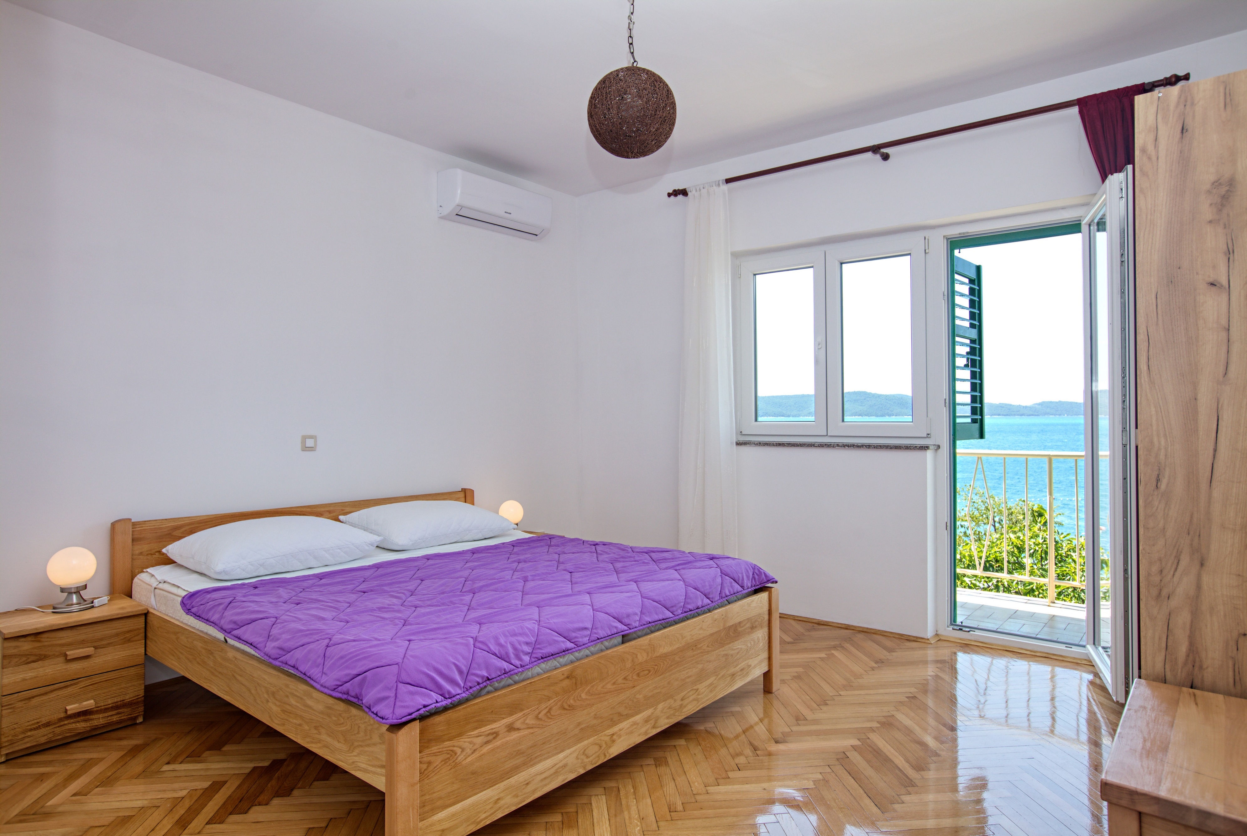 Three bedroom apartment near beach Brodarica, Šibenik  A-d
