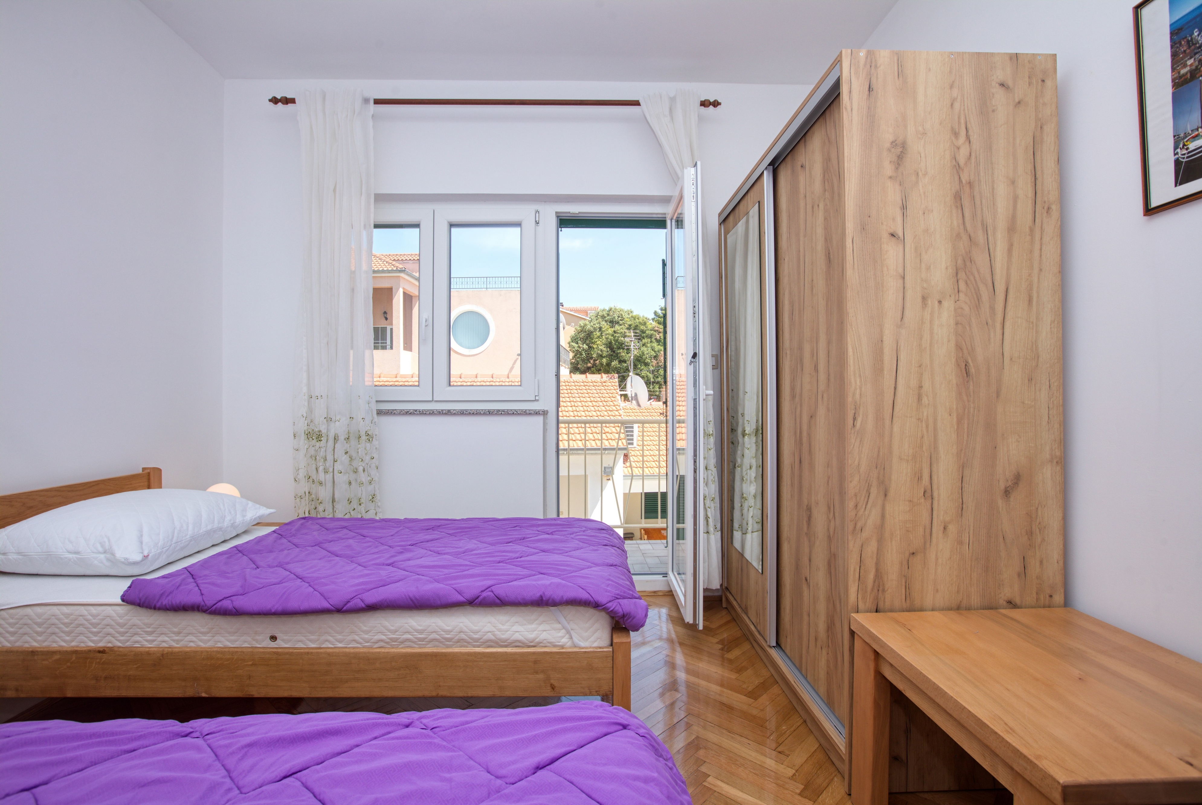Three bedroom apartment near beach Brodarica, Šibenik  A-d