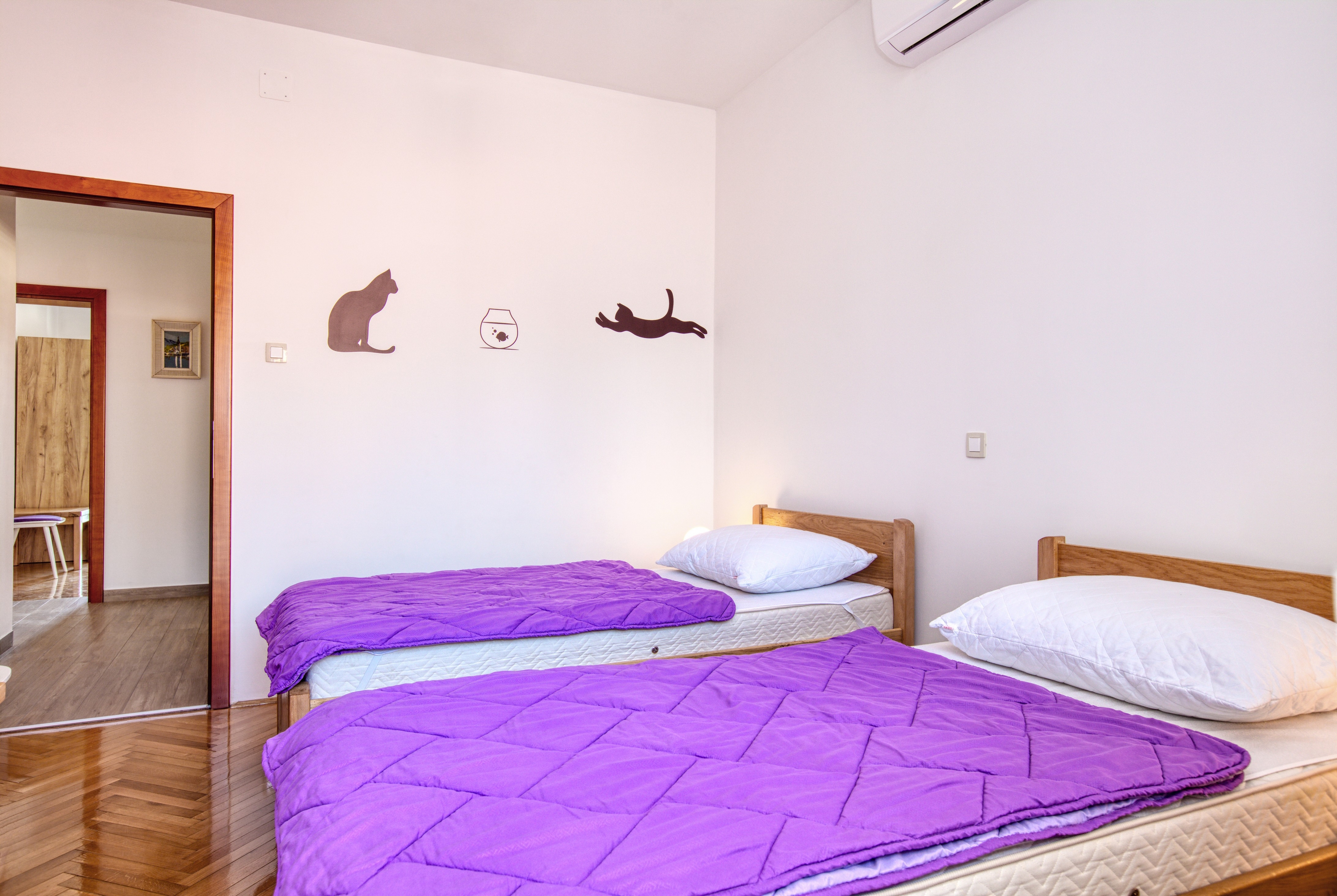 Three bedroom apartment near beach Brodarica, Šibenik  A-d