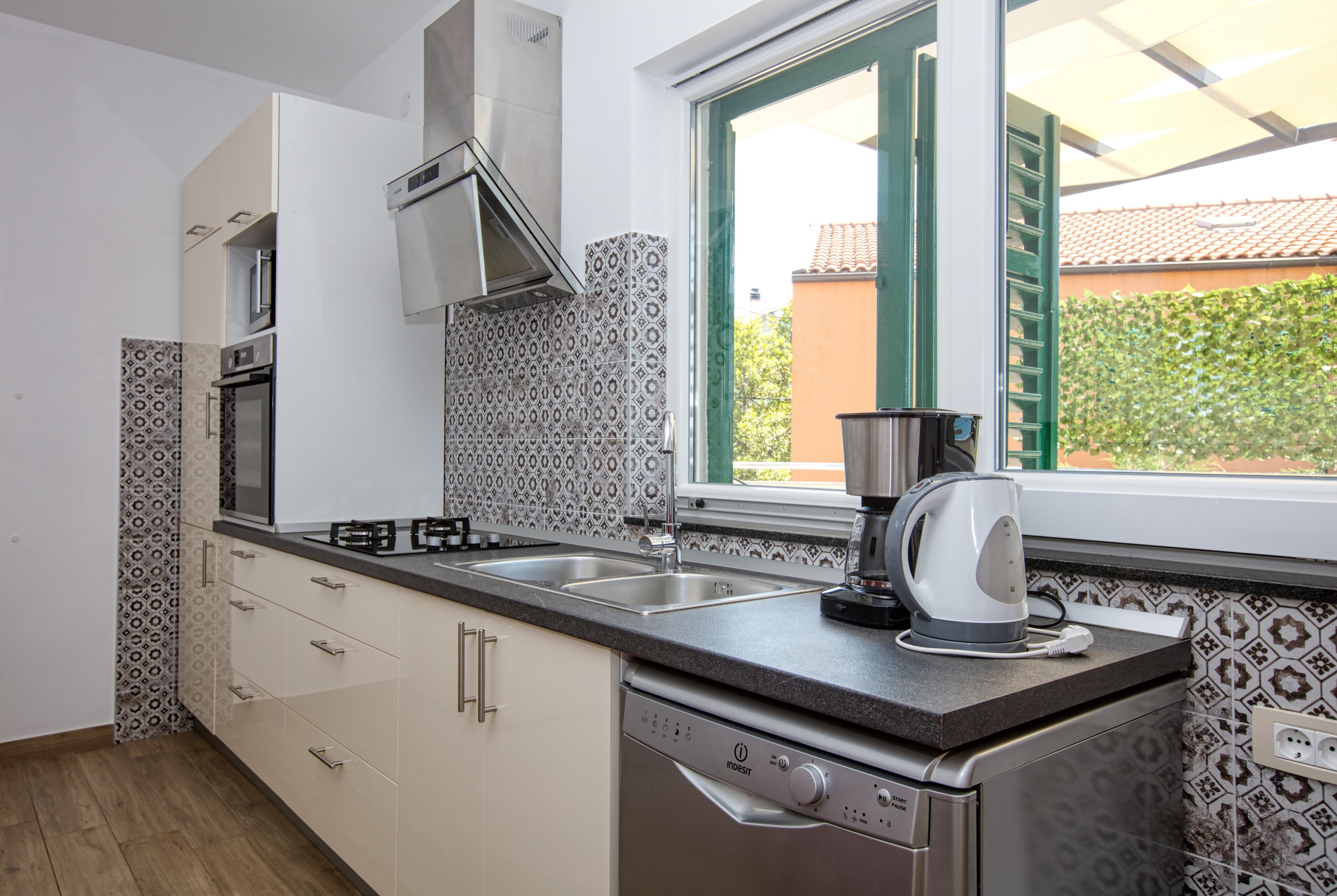 Top Šibenik Brodarica Top Šibenik Brodarica