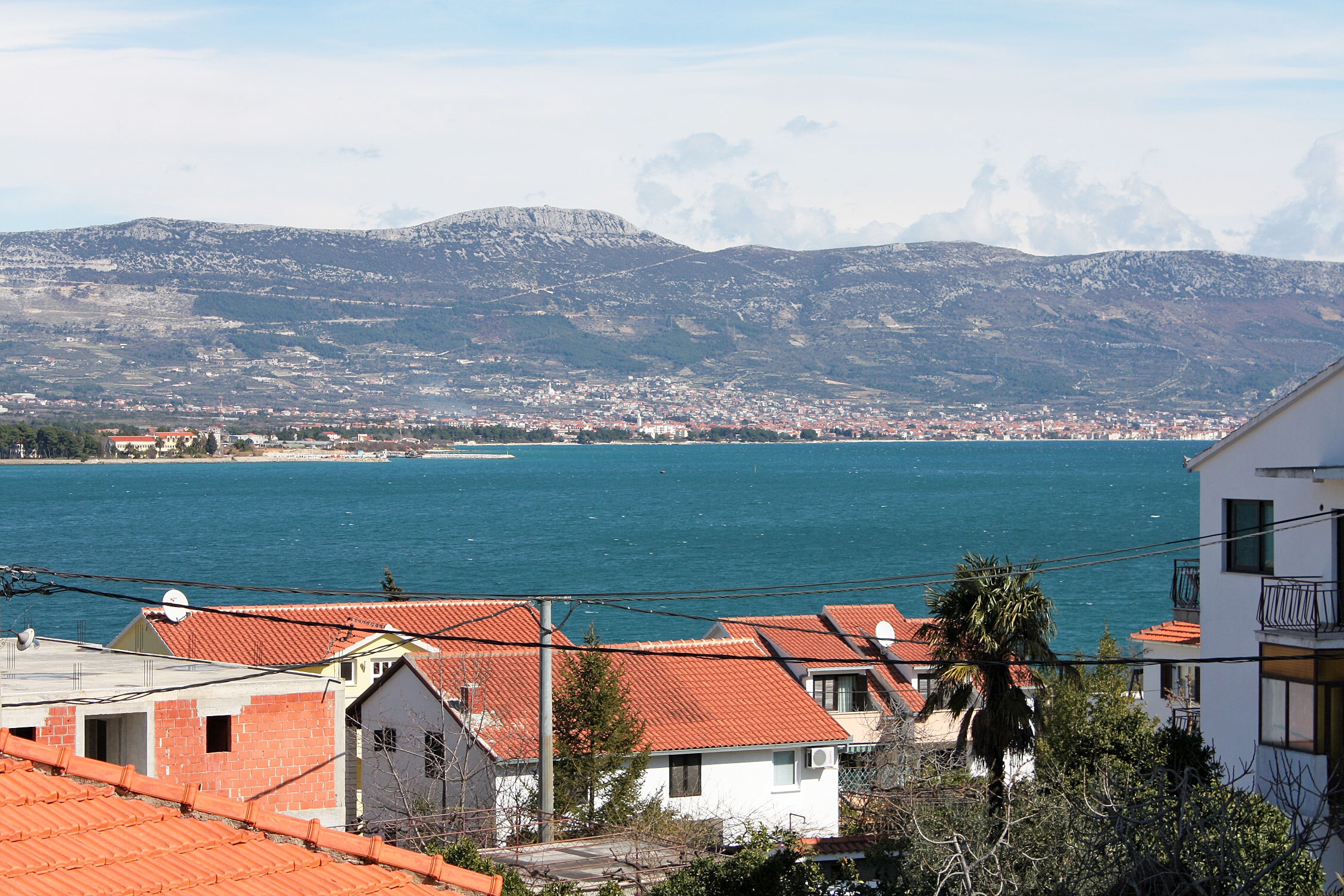 Three bedroom apartment with terrace and sea view Mastrinka, Čiovo  A-a