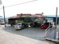 Parking lot Duće, Omiš, Parking lot 4840 - Apartments with sandy beach.