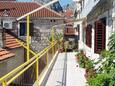 Shared terrace Omiš, Shared terrace in the apartment, WIFI.