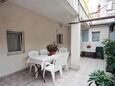 Shared terrace Omiš, Shared terrace in the studio-apartment, WIFI.