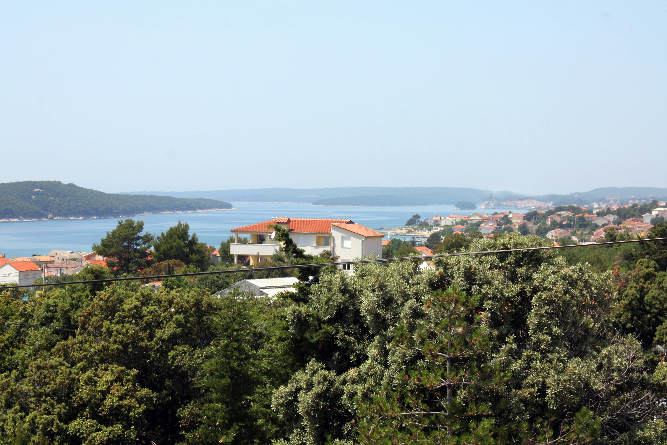 Top Rab Barbat Top Rab Barbat