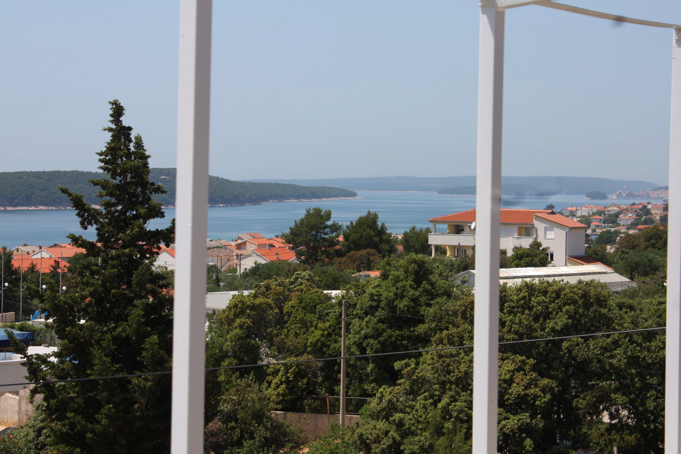 Top Rab Barbat Top Rab Barbat