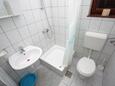 Ванная комната Grebaštica, Ванная комната в размещении типа apartment, Домашние животные допускаются и WiFi.