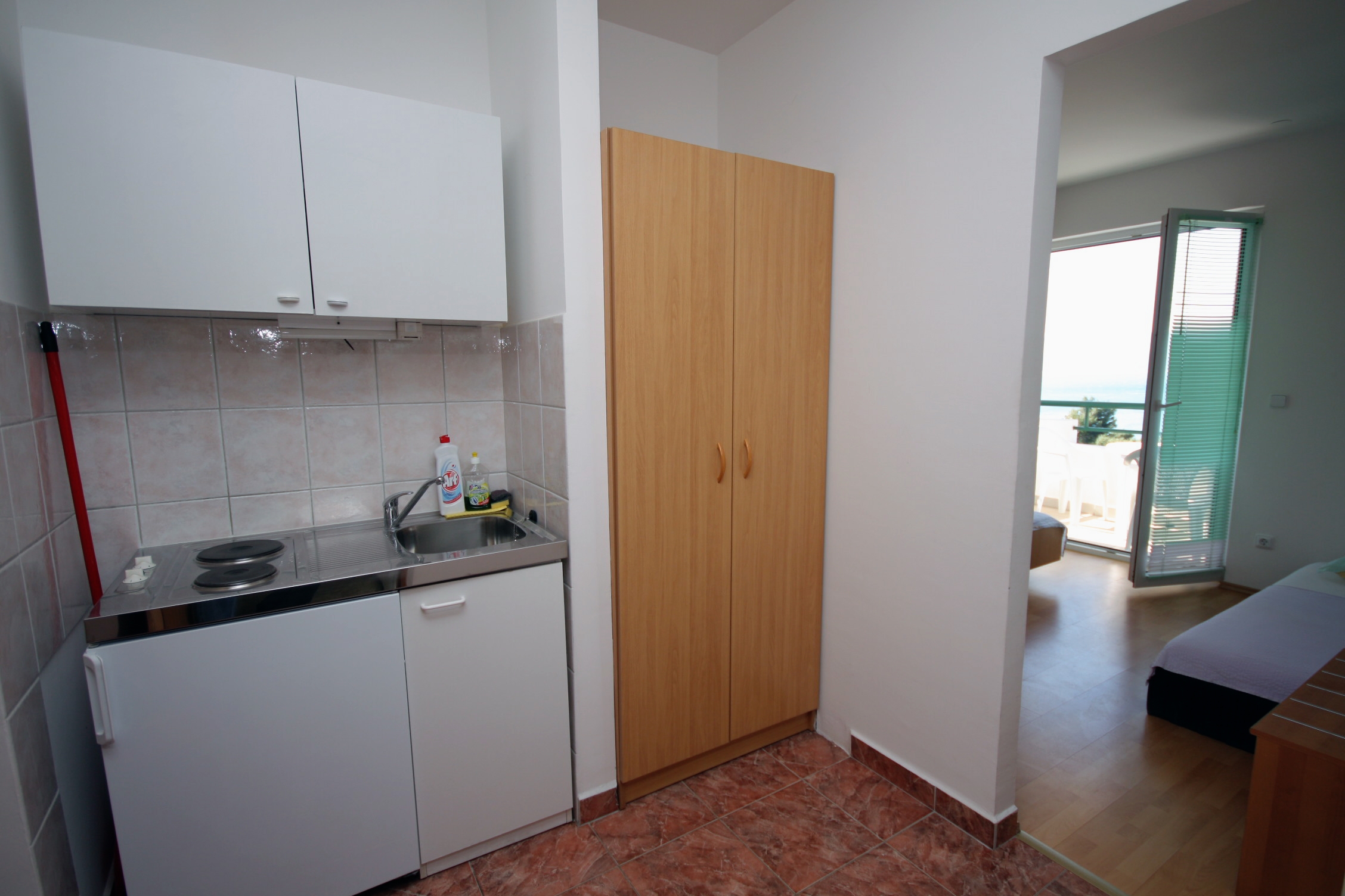 Studio flat with terrace and sea view Balića Rat, Omiš (AS-4868-e)