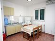 Dining room Balića Rat, Dining room in the studio-apartment, air condition available and WiFi.
