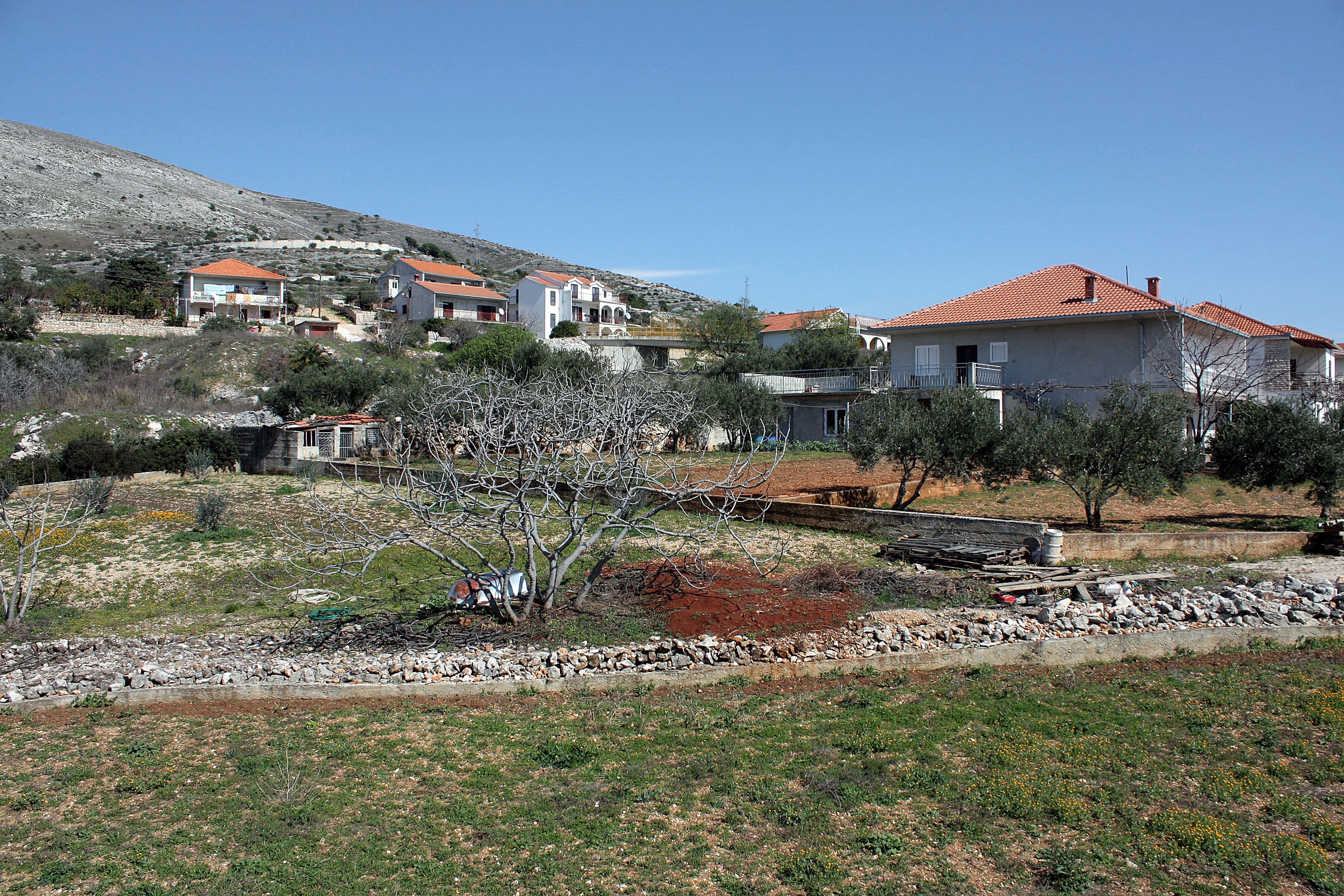 One bedroom apartment with balcony and sea view Seget Vranjica, Trogir  A-b