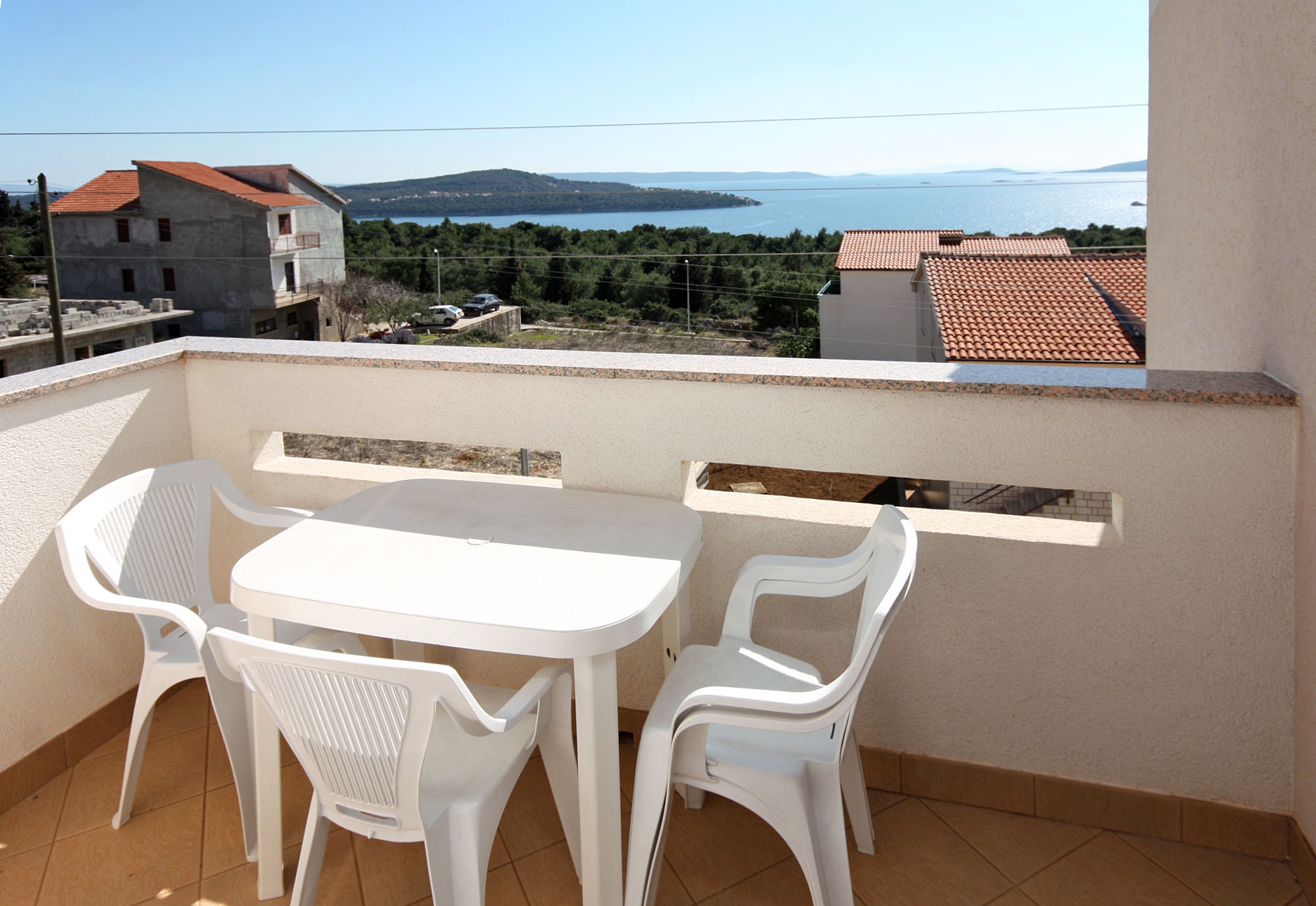 Two bedroom apartment with balcony and sea view Seget Vranjica, Trogir (A-4870-d)