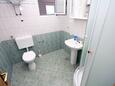 Ванная комната Seget Vranjica, Ванная комната в размещении типа apartment, WiFi.